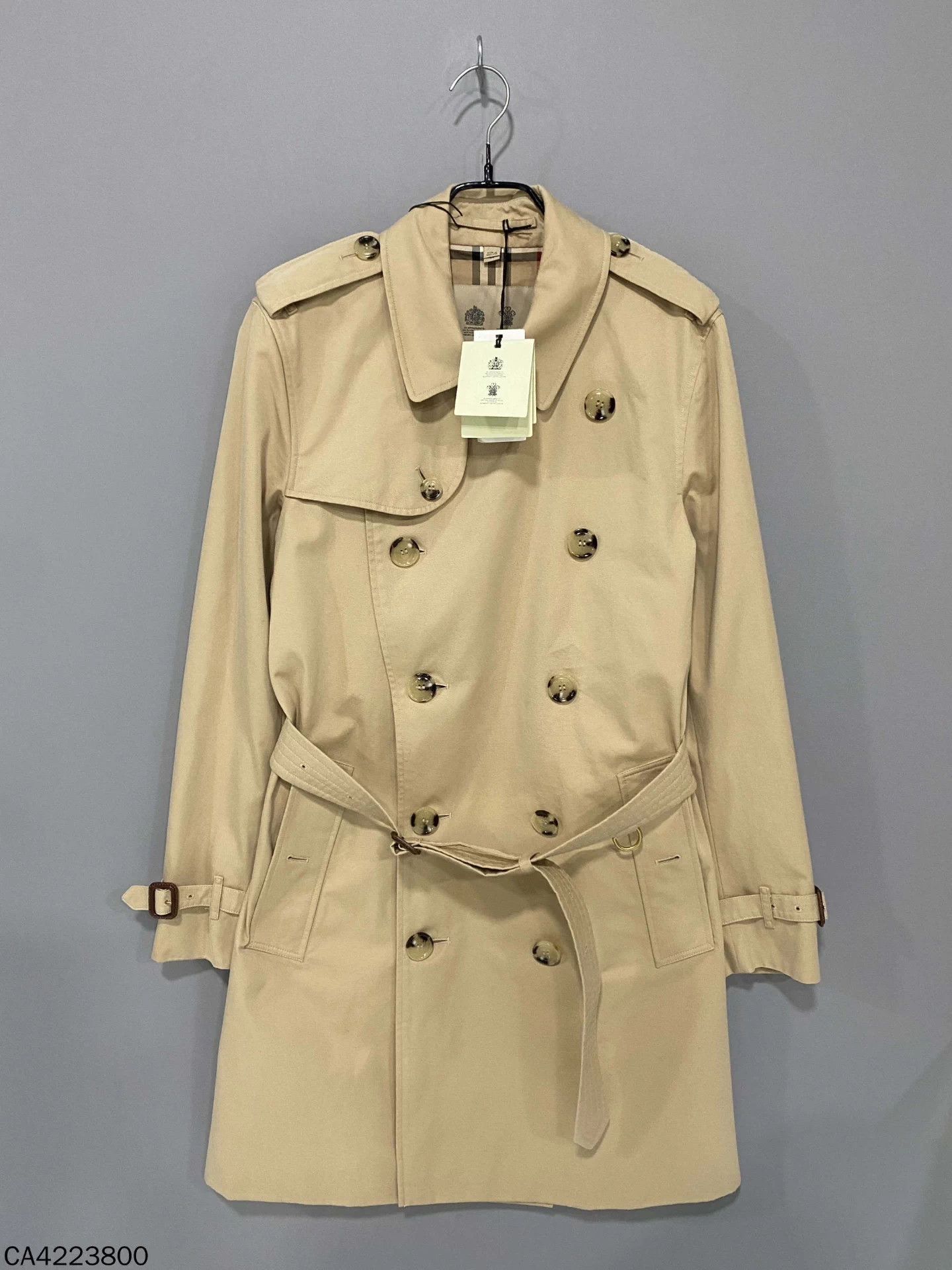 Burberry Burberry Khaki Kensington Check Trench Coat 44 Size US S / EU 44-46 / 1 - 1 Thumbnail