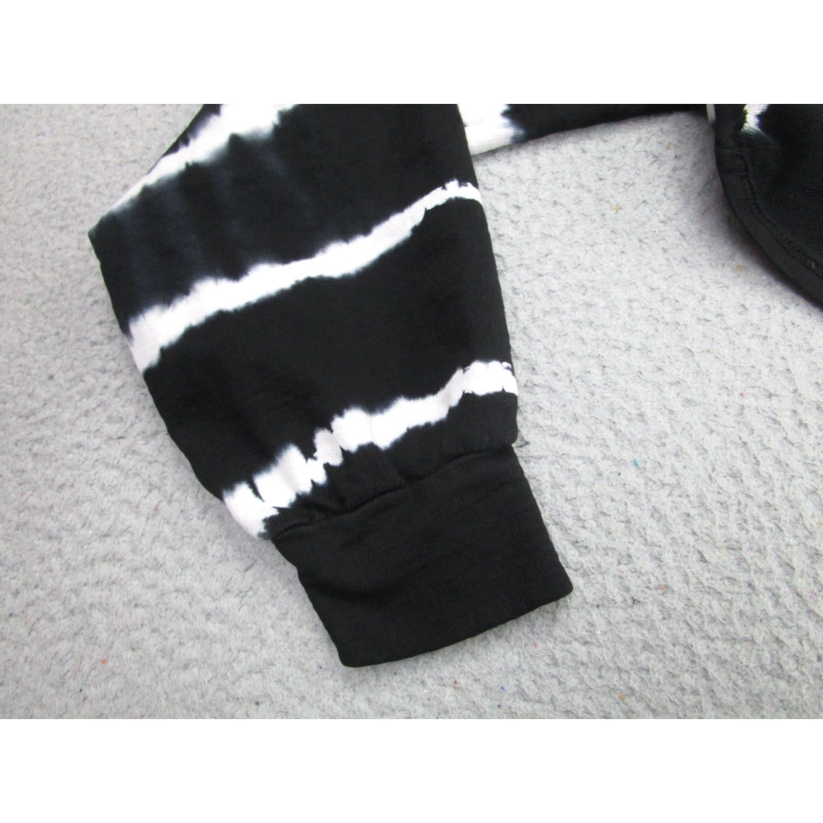 Vintage Year of Ours Sweatshirt Womens XS Black White Crop Terry Fleece Tie Dye Sweatshirt Size XS / US 0-2 / IT 36-38 - 4 Thumbnail