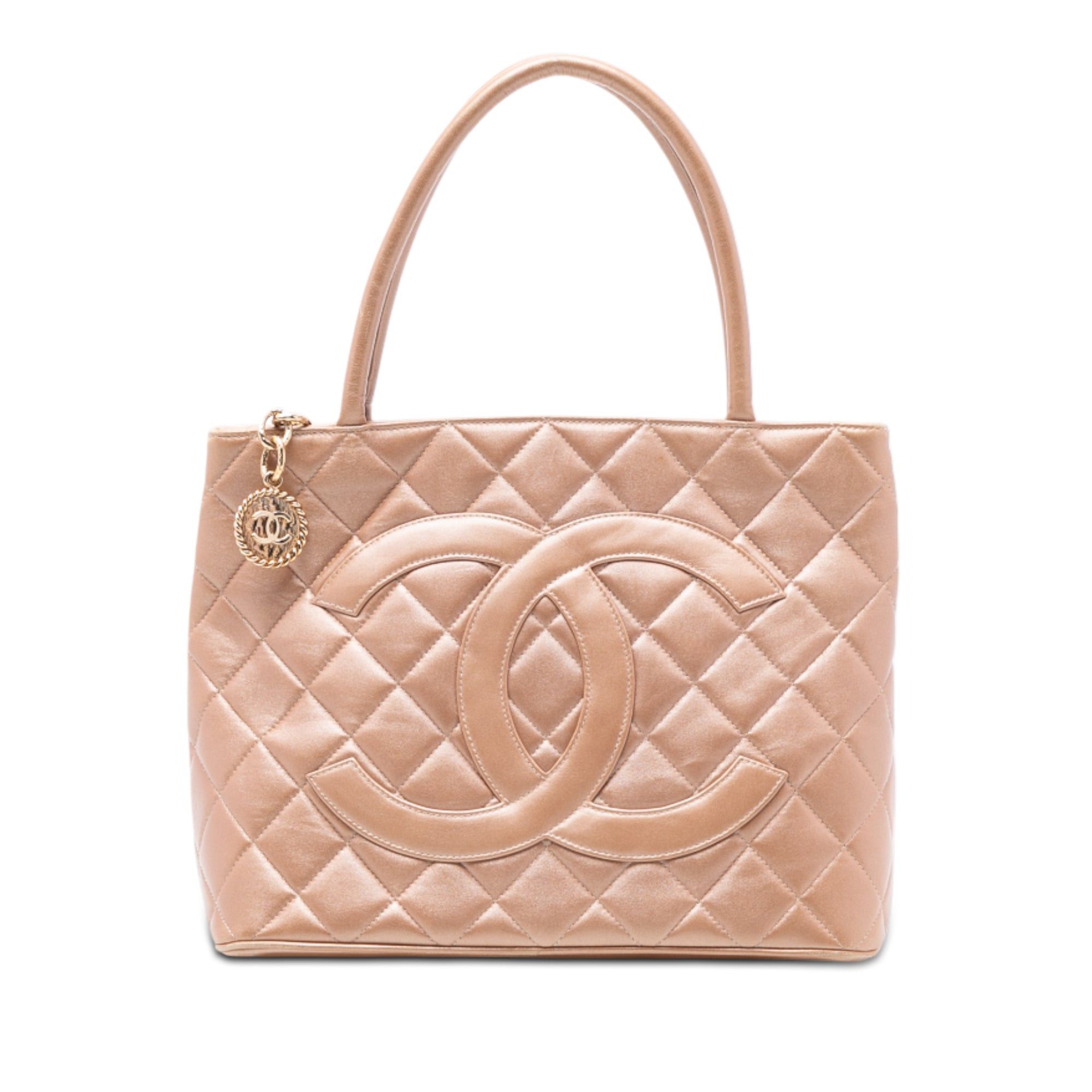 Chanel Lambskin Medallion Tote Size ONE SIZE - 1 Thumbnail