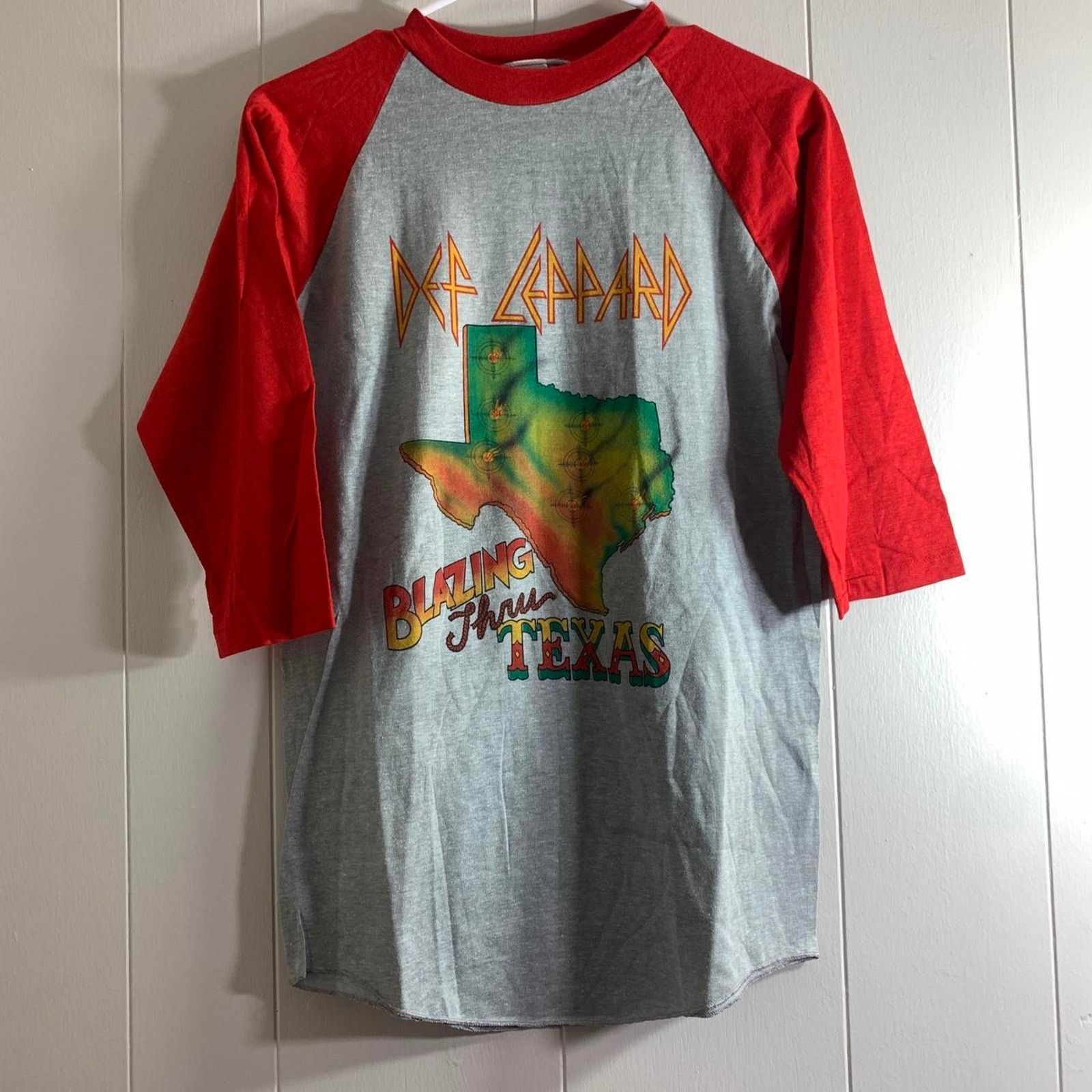 Vintage 80’s DEF LEPPARD Blazing Thru Texas 3/4 sleeve tee shirt M Size US M / EU 48-50 / 2 - 2 Thumbnail