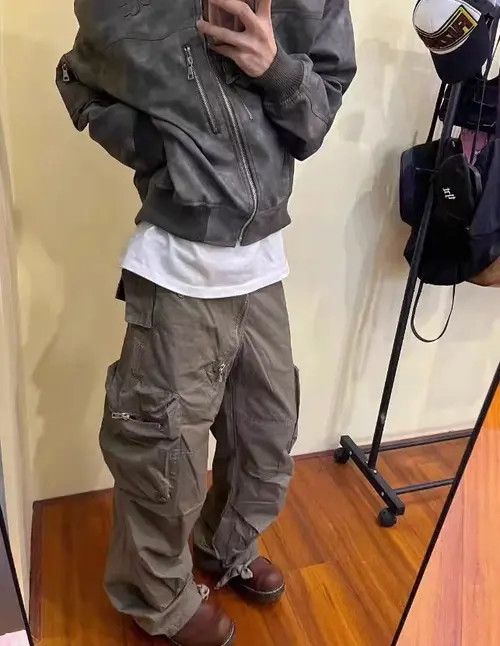 Japanese Brand Vintage Street Y2K Multi-Pocket Pleated Work Casual Pants Size US 28 / EU 44 - 1 Thumbnail