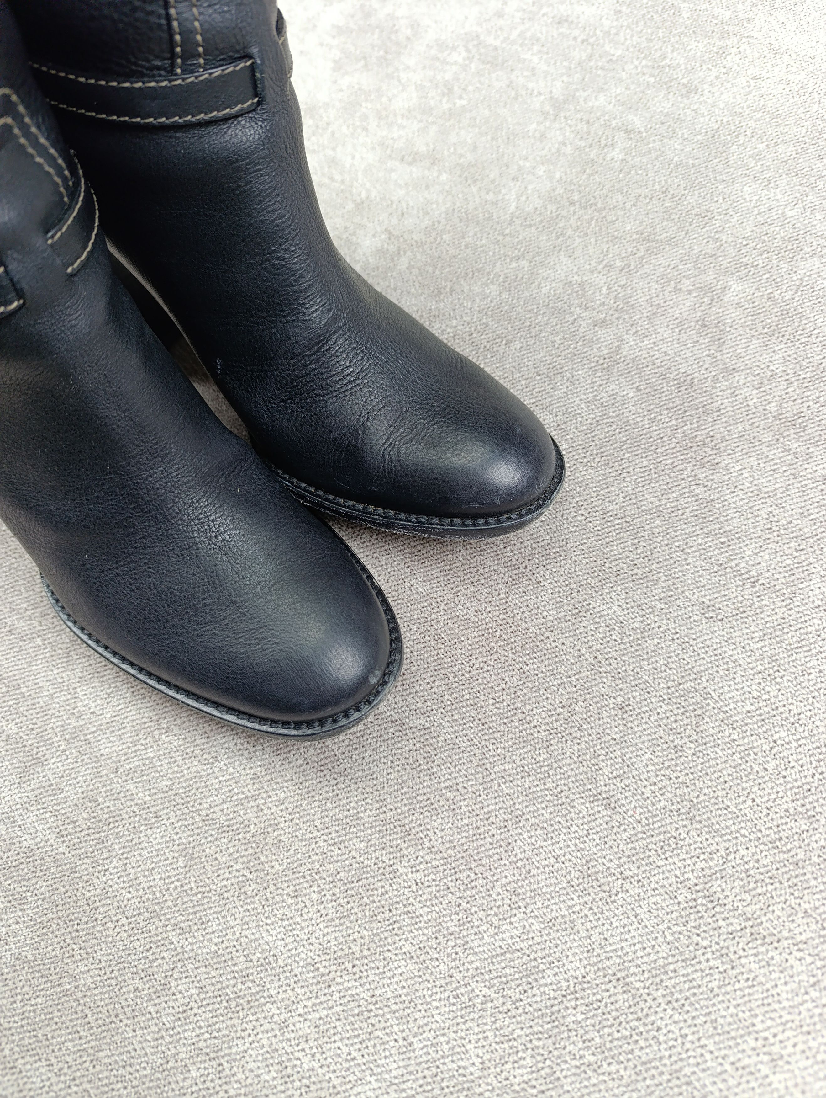 Gucci GUCCI BLACK GG INTERLOCK LOGO LEATHER BOOTS Size US 7 / IT 37 - 9 Thumbnail