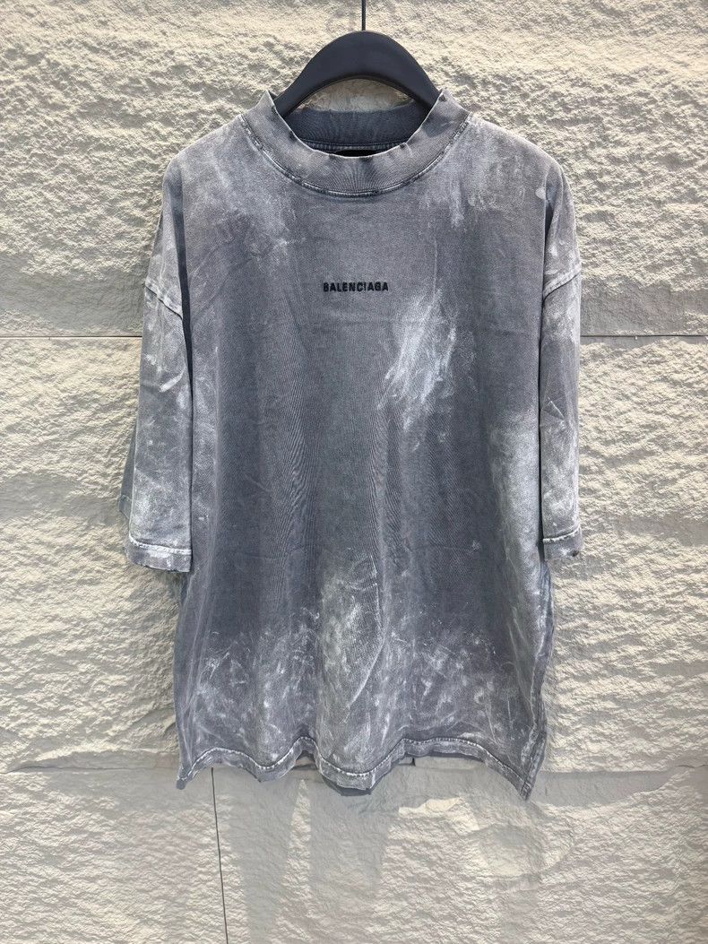 Balenciaga Balenciaga Letter logo embroidered round neck short sleeve Size US L / EU 52-54 / 3 - 1 Thumbnail