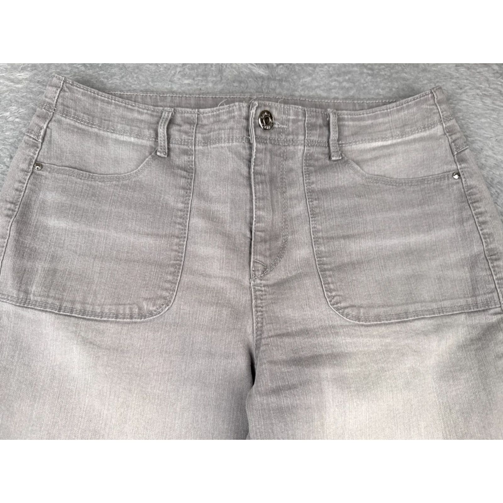 Gloria Vanderbilt Gloria Vanderbilt Jeans Women 8 Gray Denim Capri Cotton Blend Studded Ankle 30x23 Vintage: No Size 30" / US 8 / IT 44 - 4 Thumbnail
