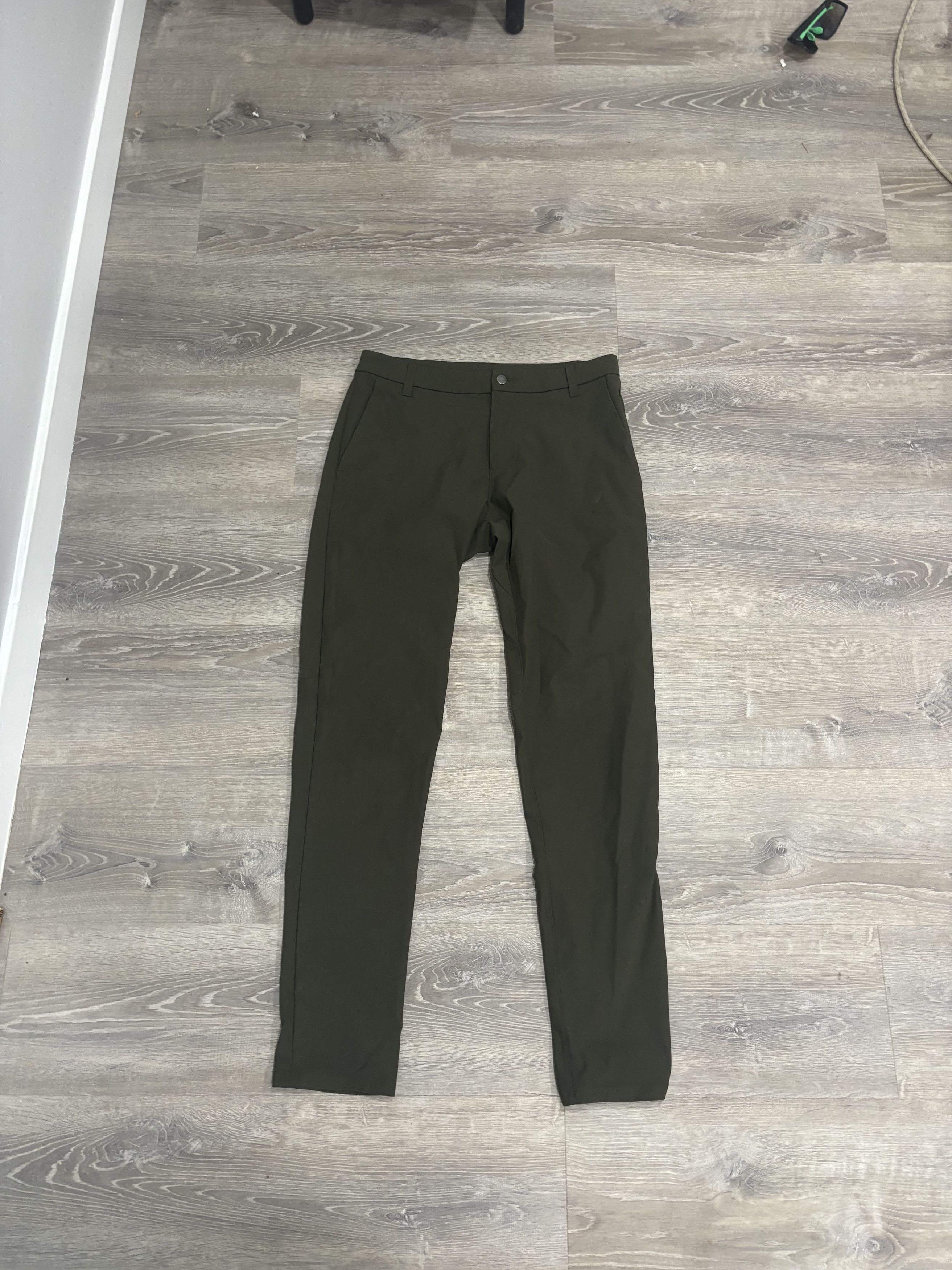 Lululemon Forest Green Lululemon Pant Size US 32 / EU 48 - 1 Thumbnail