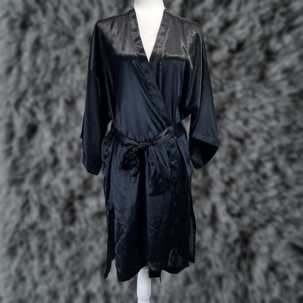 Victoria's Secret VINTAGE Victoria's Secret Satin Robe One Size Black Gold Label Belted Womens Size ONE SIZE - 1 Thumbnail