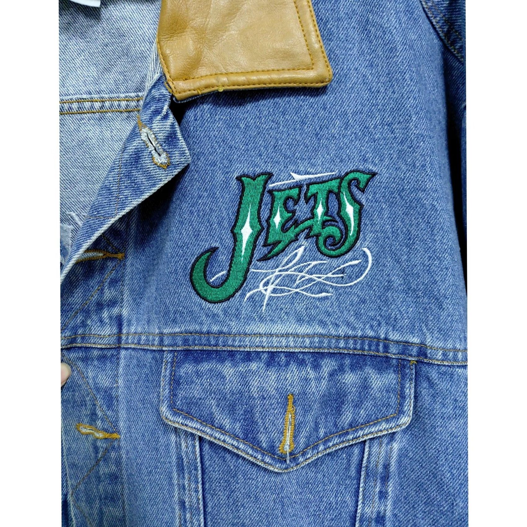 Vintage ProElite New York Jets Denim Jacket Blue Solid Long Sleeve Men Size L Size US L / EU 52-54 / 3 - 3 Thumbnail