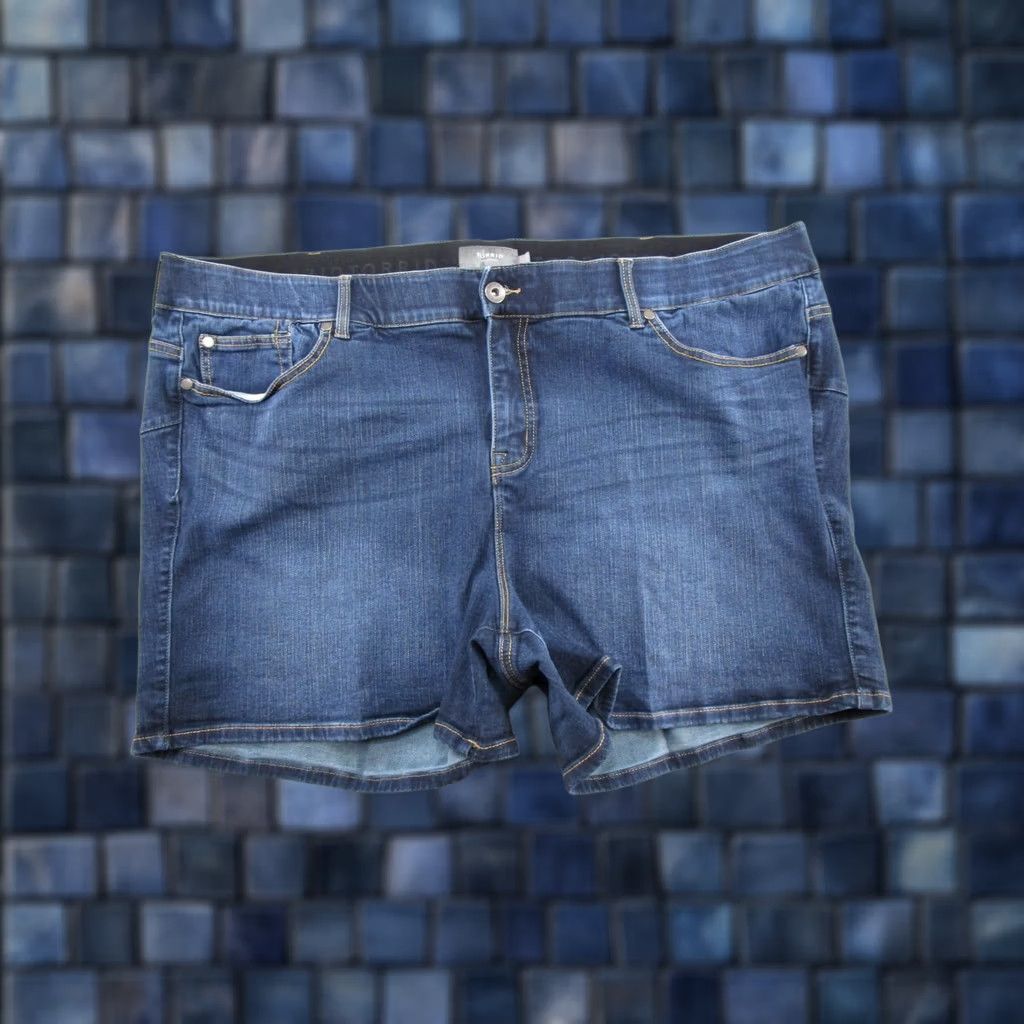 Torrid Torrid Denim Shorts Jorts 26 Plus Size Elastic Waist High Rise 5-Pocket Blue Modern Mom Style Womens Clothing Size 26" / US 2 / IT 38 - 1 Thumbnail