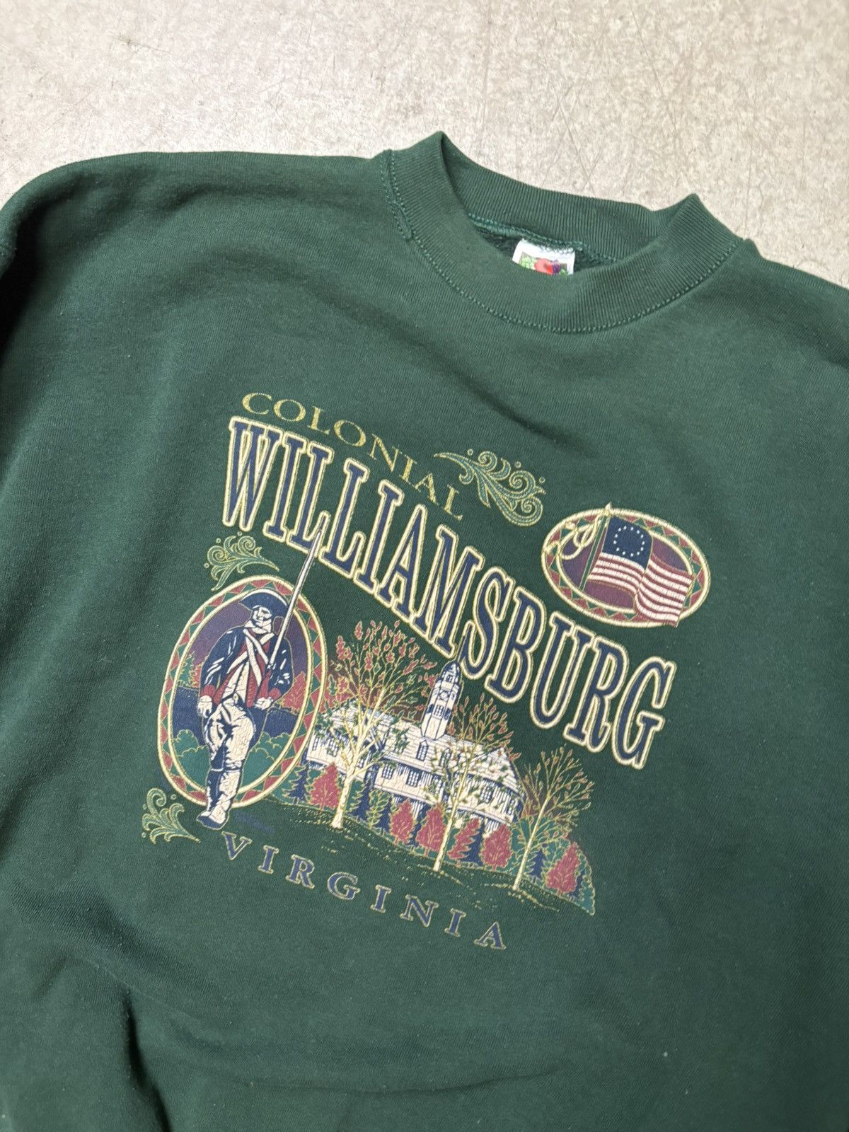 American Apparel Vintage Colonial Williamsburg Virginia Crewneck Sweatshirt Size US XL / EU 56 / 4 - 3 Thumbnail