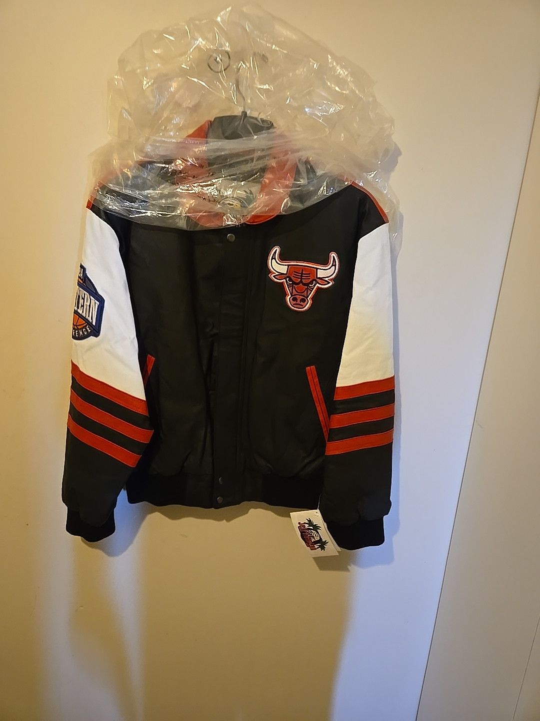 Vintage Bulls Jordan goat vintage new leather coat new with tags Size US M / EU 48-50 / 2 - 19 Thumbnail