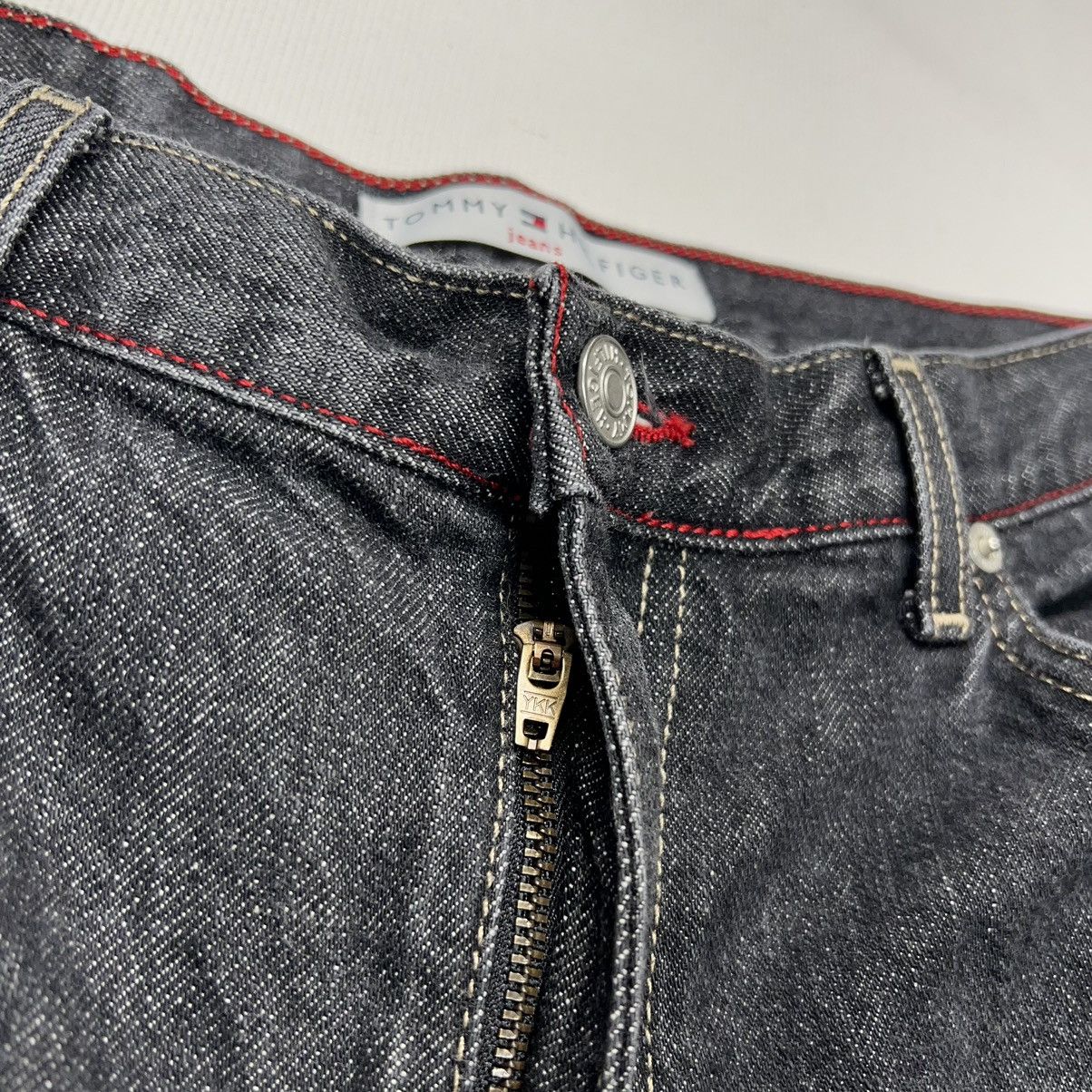 Tommy Hilfiger × Vintage Tommy Hilfiger Jeans Black Blasted Boyfriend Denim Faded Size 34" / US 12 / IT 48 - 10 Thumbnail