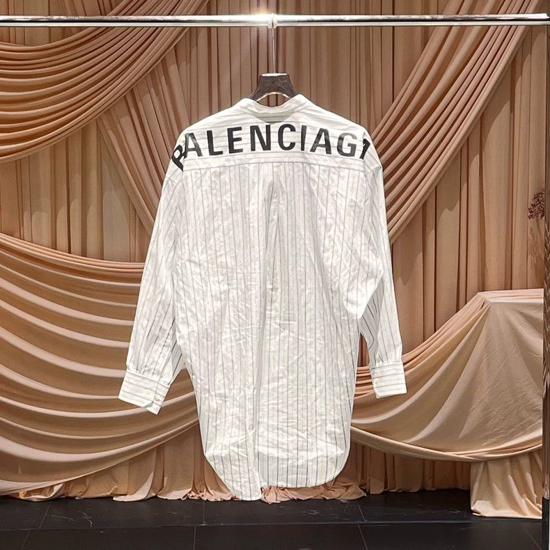 Balenciaga Balenciaga size 36 Letter logo shirt with white and green Size XS / US 0-2 / IT 36-38 - 2 Thumbnail