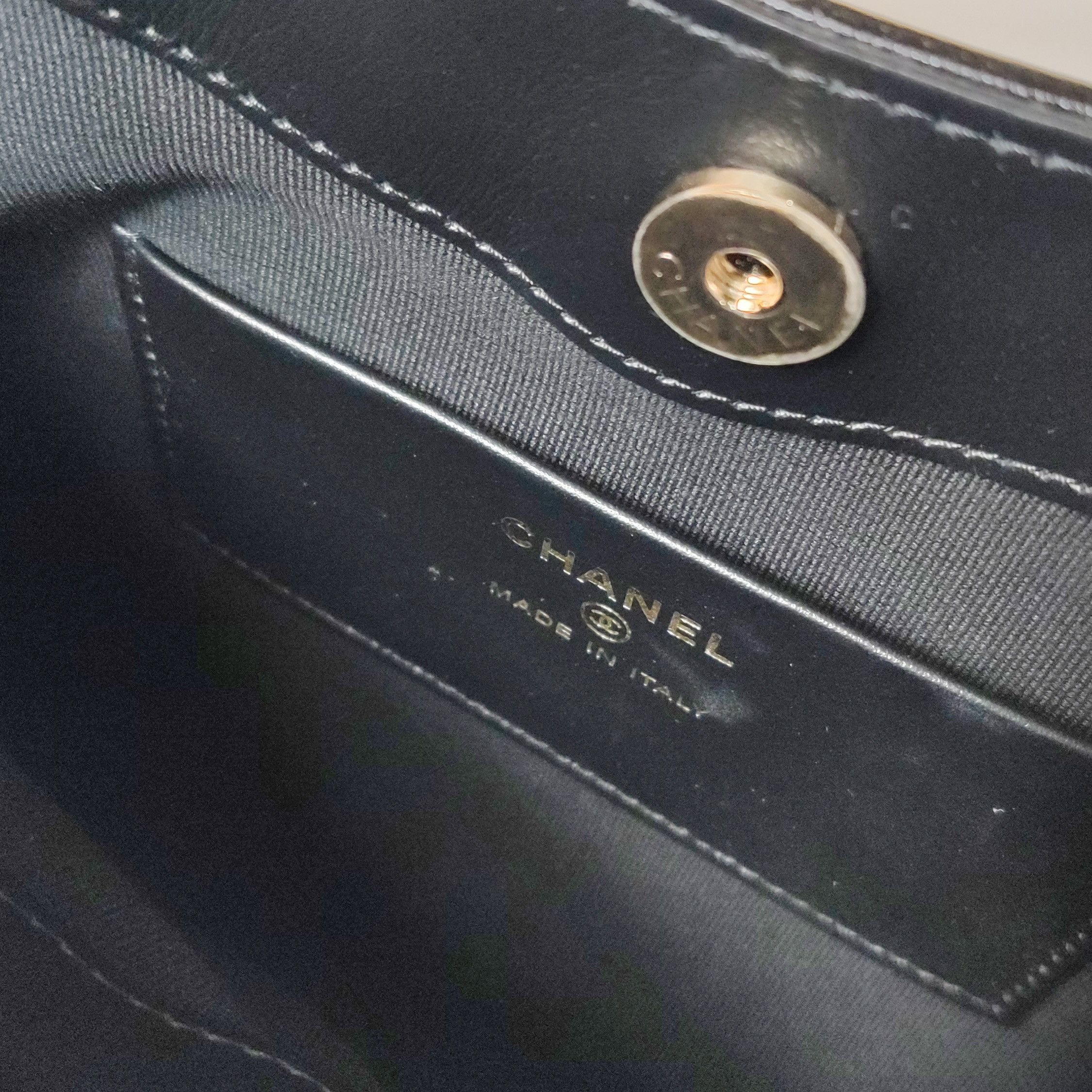Chanel Chanel 31 Bag Size ONE SIZE - 10 Thumbnail