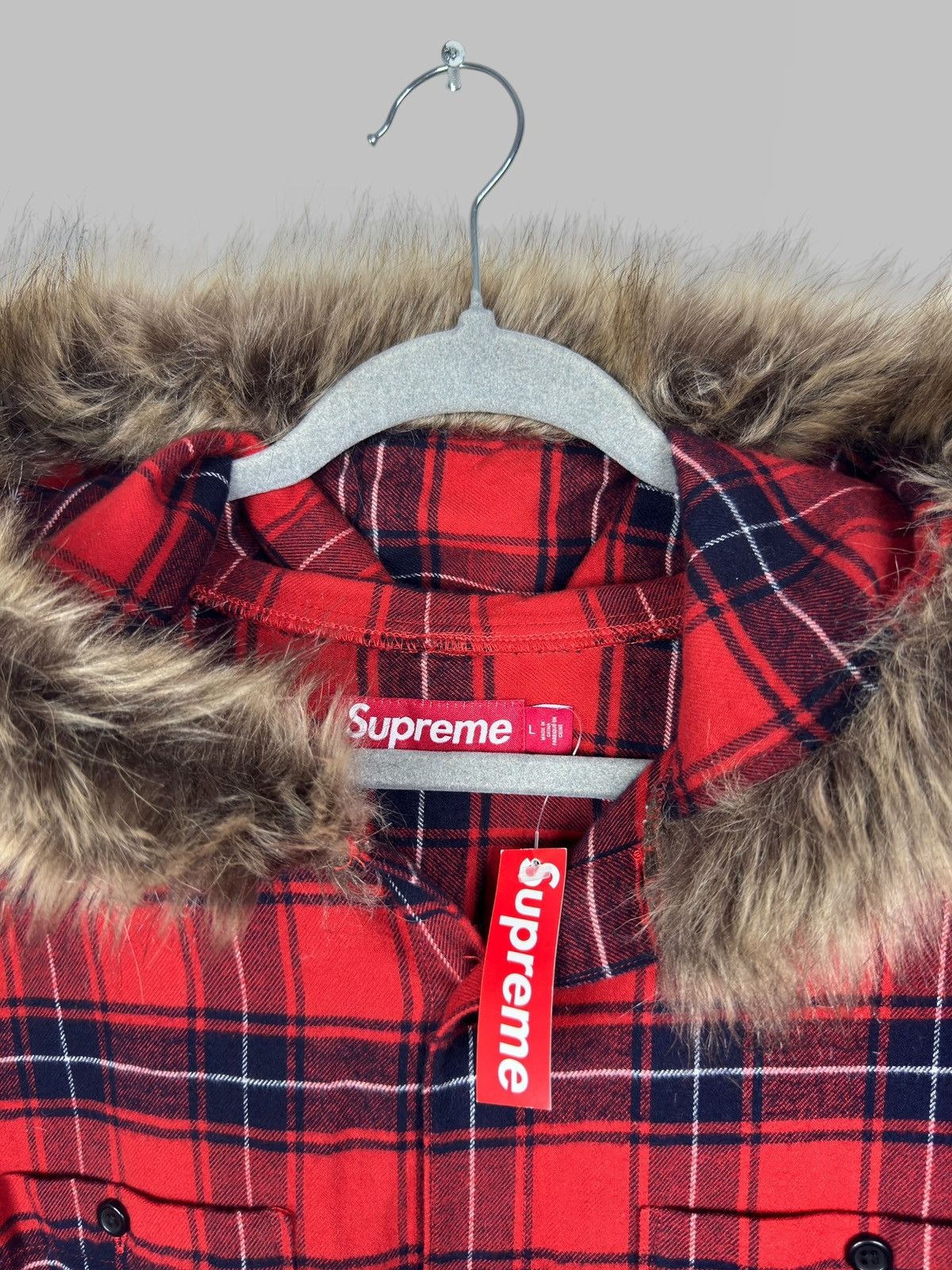 Supreme SUPREME PLAID CHECKED RED FUR HOOD LINED JACKET SIZE L NEW Size US L / EU 52-54 / 3 - 5 Thumbnail