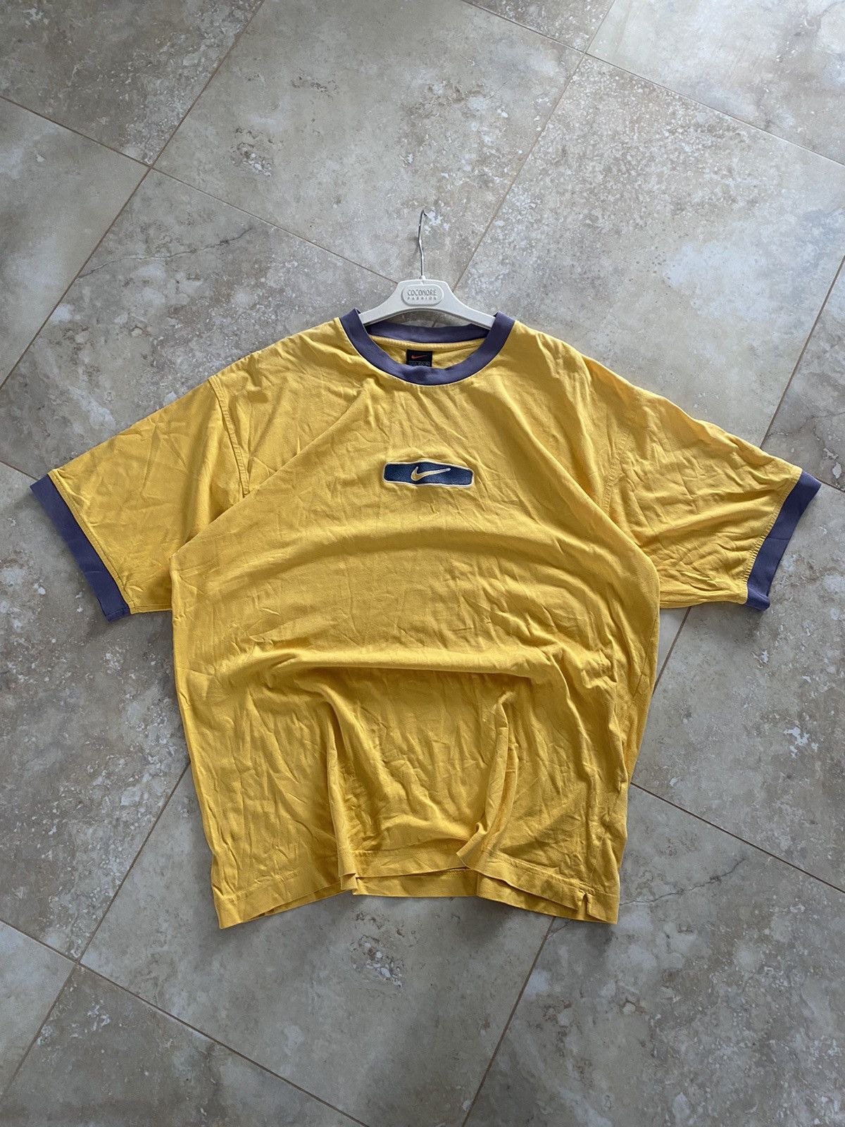 Nike Vintage Nike Big Logo T-Shirt 90s Streetwear Baggy T Size US XL / EU 56 / 4 - 2 Thumbnail