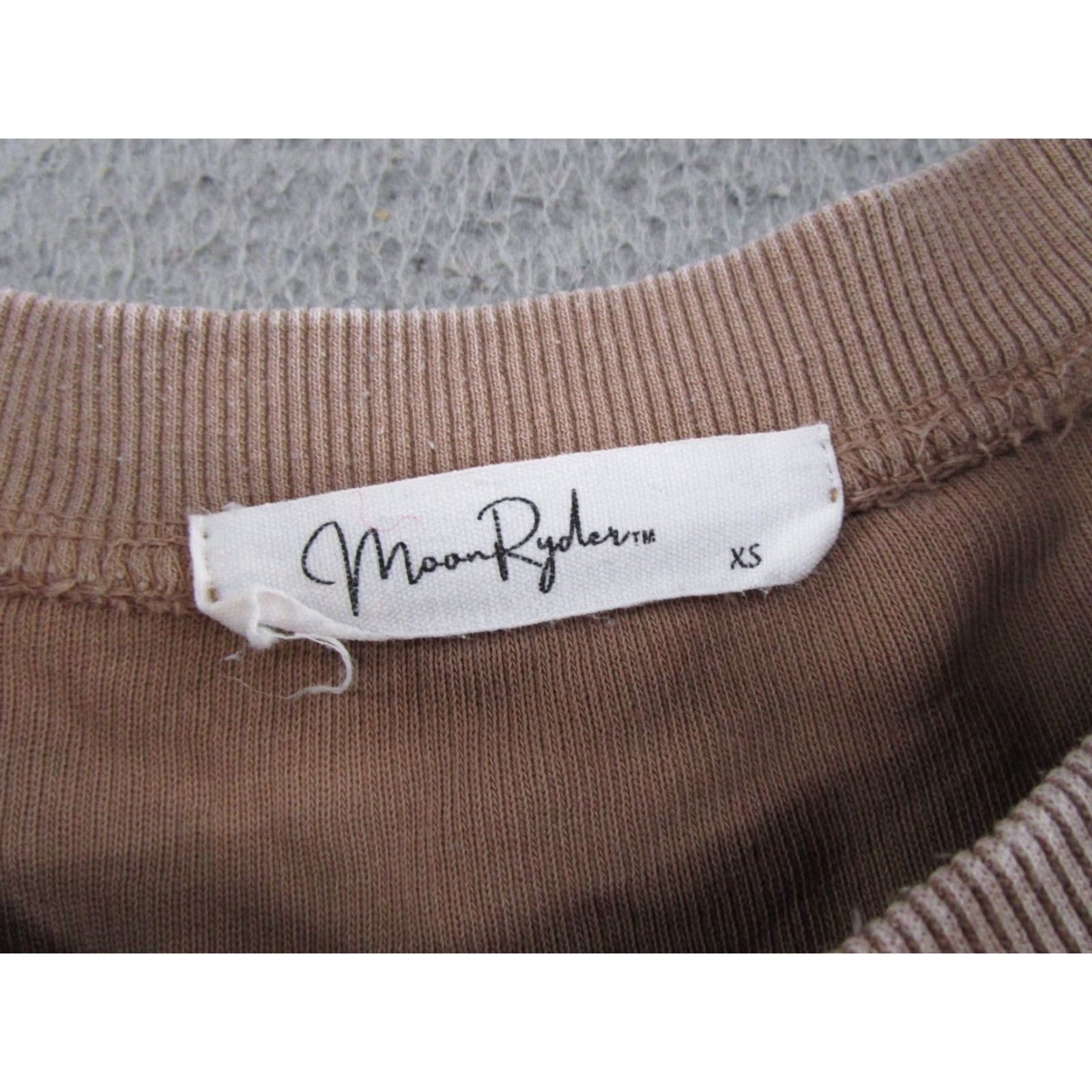 Vintage Moon Ryder Sweatshirt Women’s Pullover Crew Neck Long Sleeve Oversized XS Brown Boho Chic Casual Outdoor Vintage? Size XS / US 0-2 / IT 36-38 - 2 Thumbnail