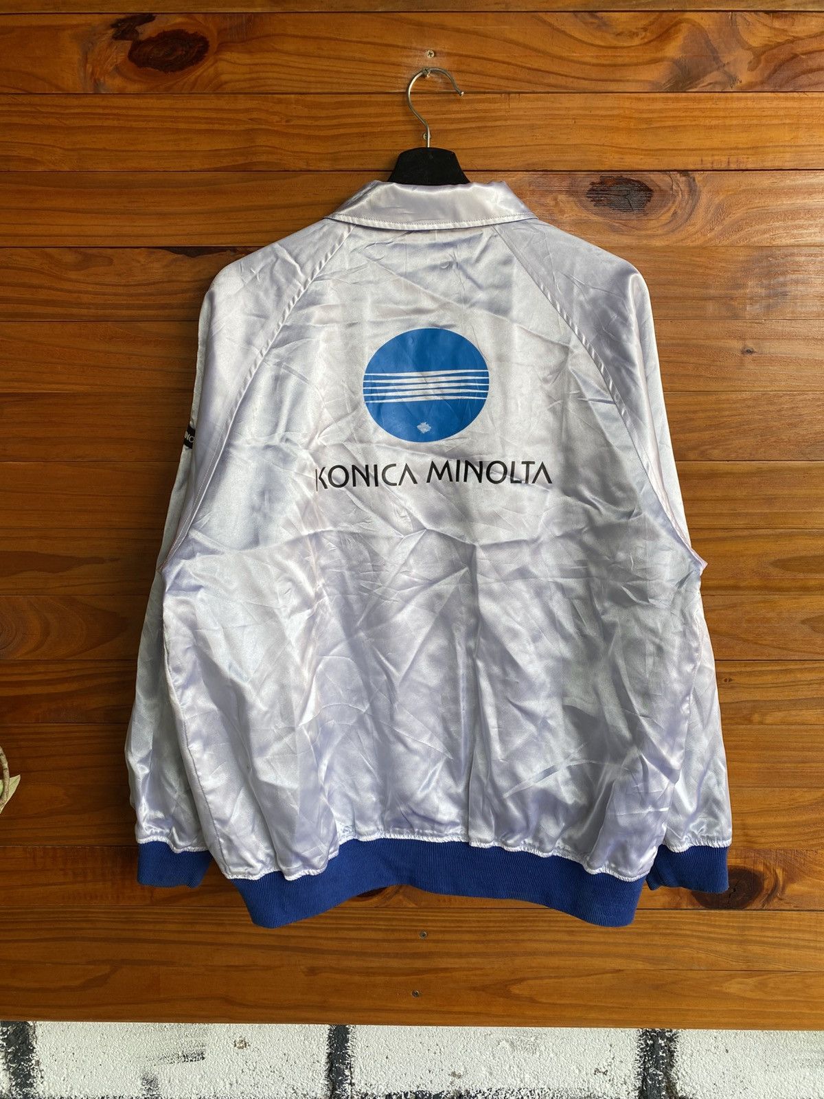 Japanese Brand Vintage Konica Minolta Satin Coach Jacket Blue White Logo Size US L / EU 52-54 / 3 - 18 Thumbnail