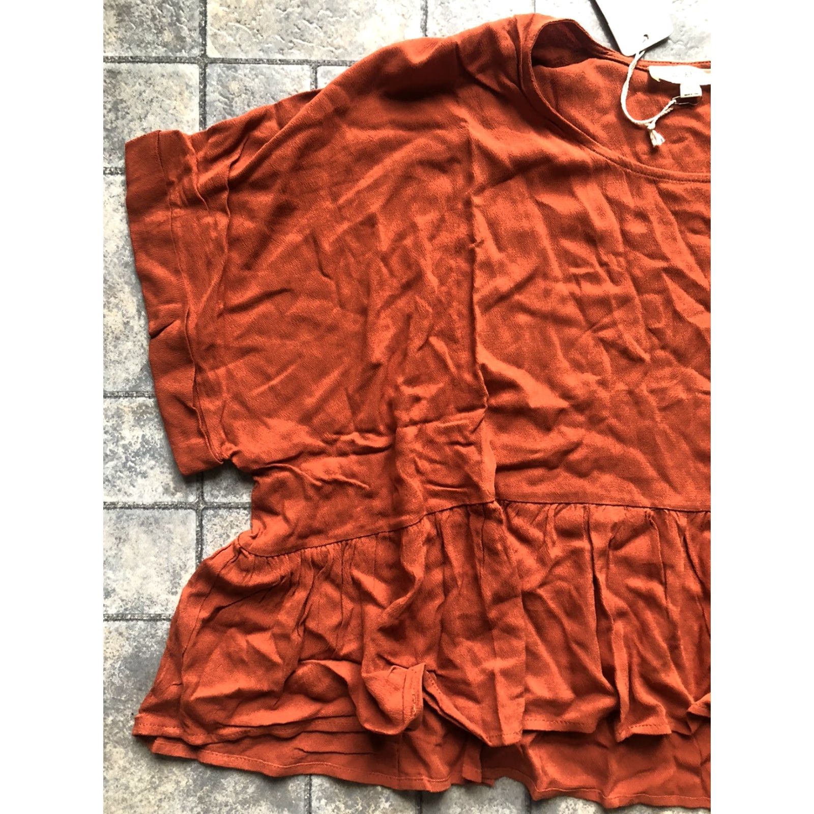 Vintage VINTAGE/NWT New Grade & Gather Blouse Shirt Orange Short Sleeve 100% Rayon M/L Women’s Size M / US 6-8 / IT 42-44 - 2 Thumbnail