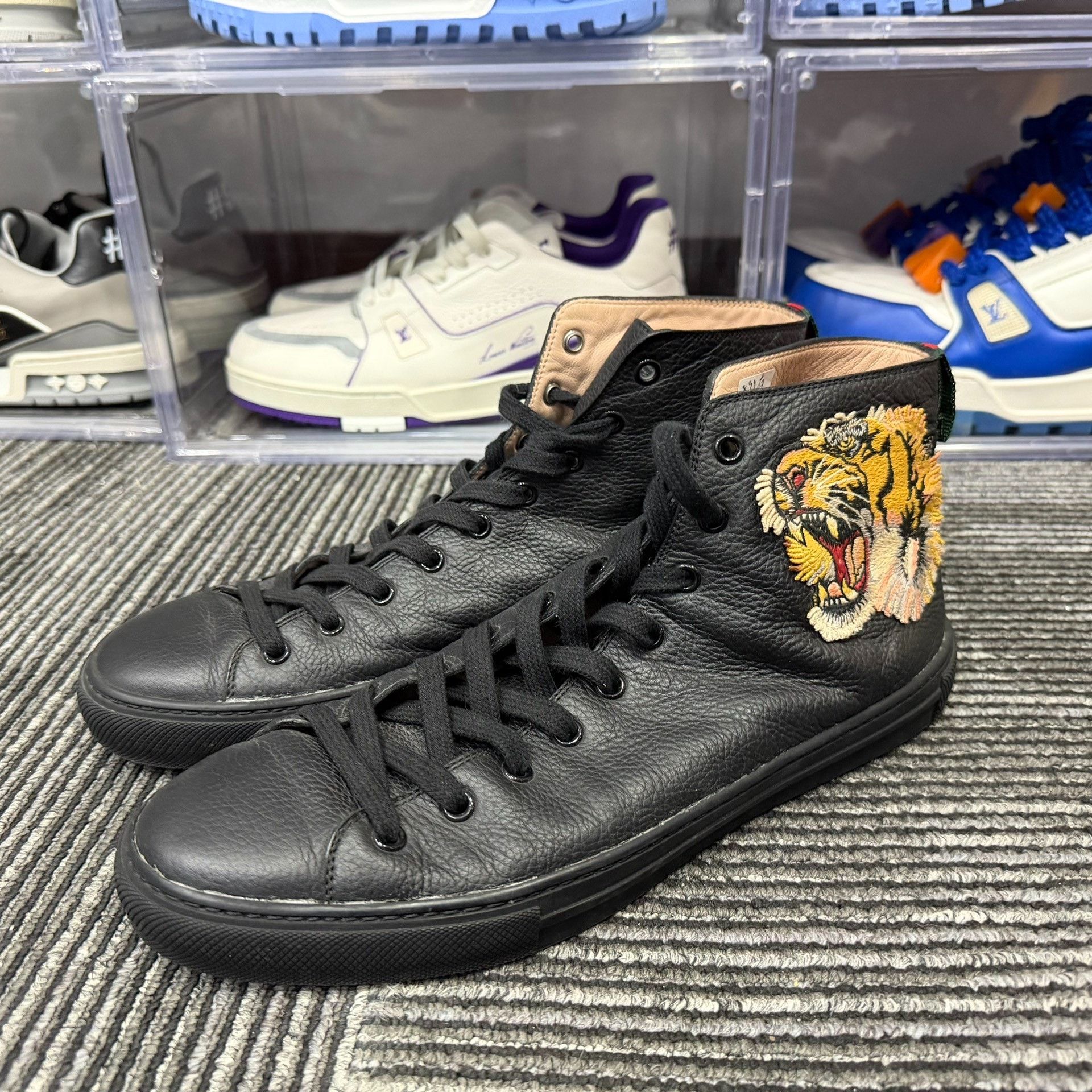 Gucci Gucci Tiger Hitop Sneakers 9 Men Size US 9 / EU 42 - 1 Thumbnail