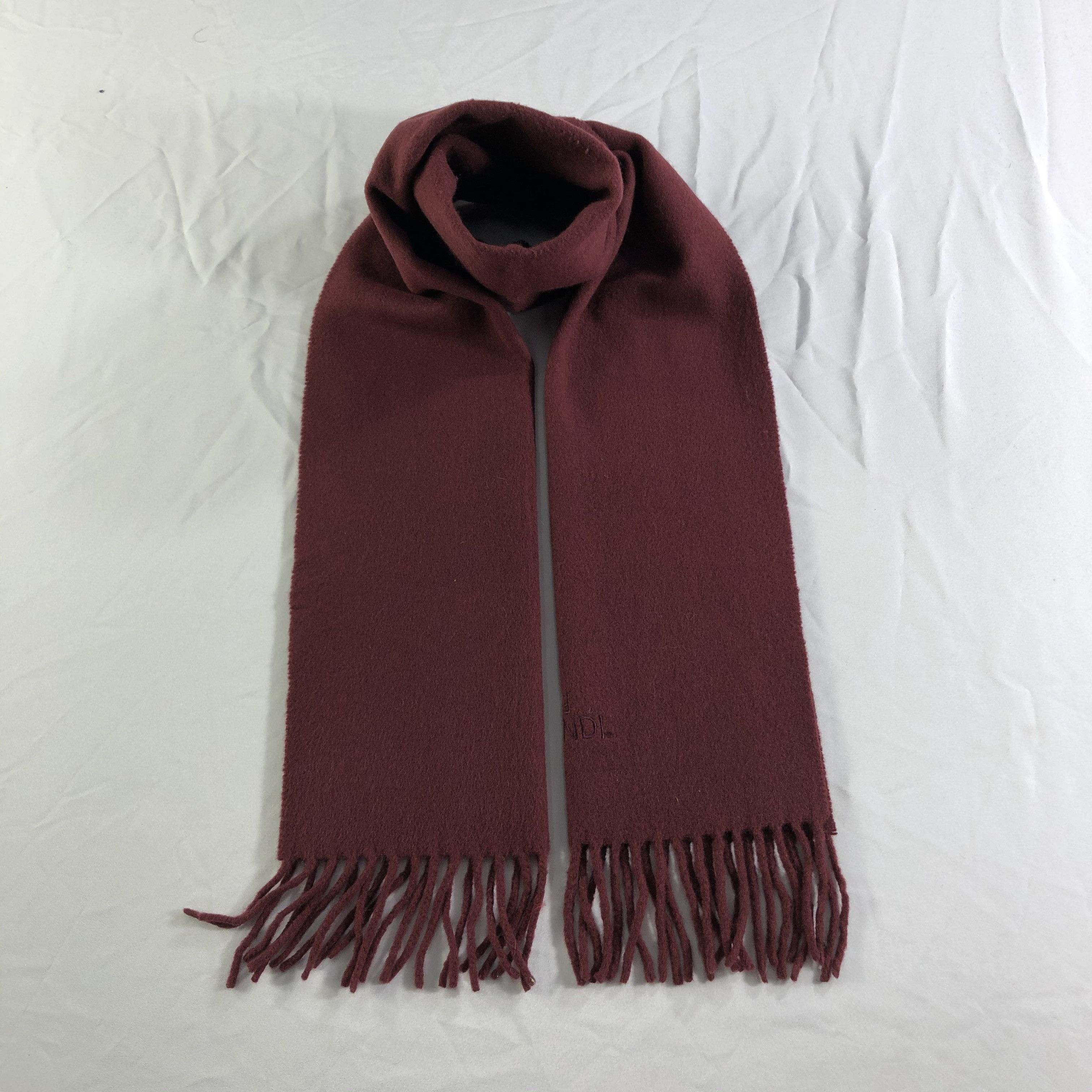 Japanese Brand Fendi Plain Wool Scarf Muffler Neckwear V2361 Size ONE SIZE - 1 Thumbnail