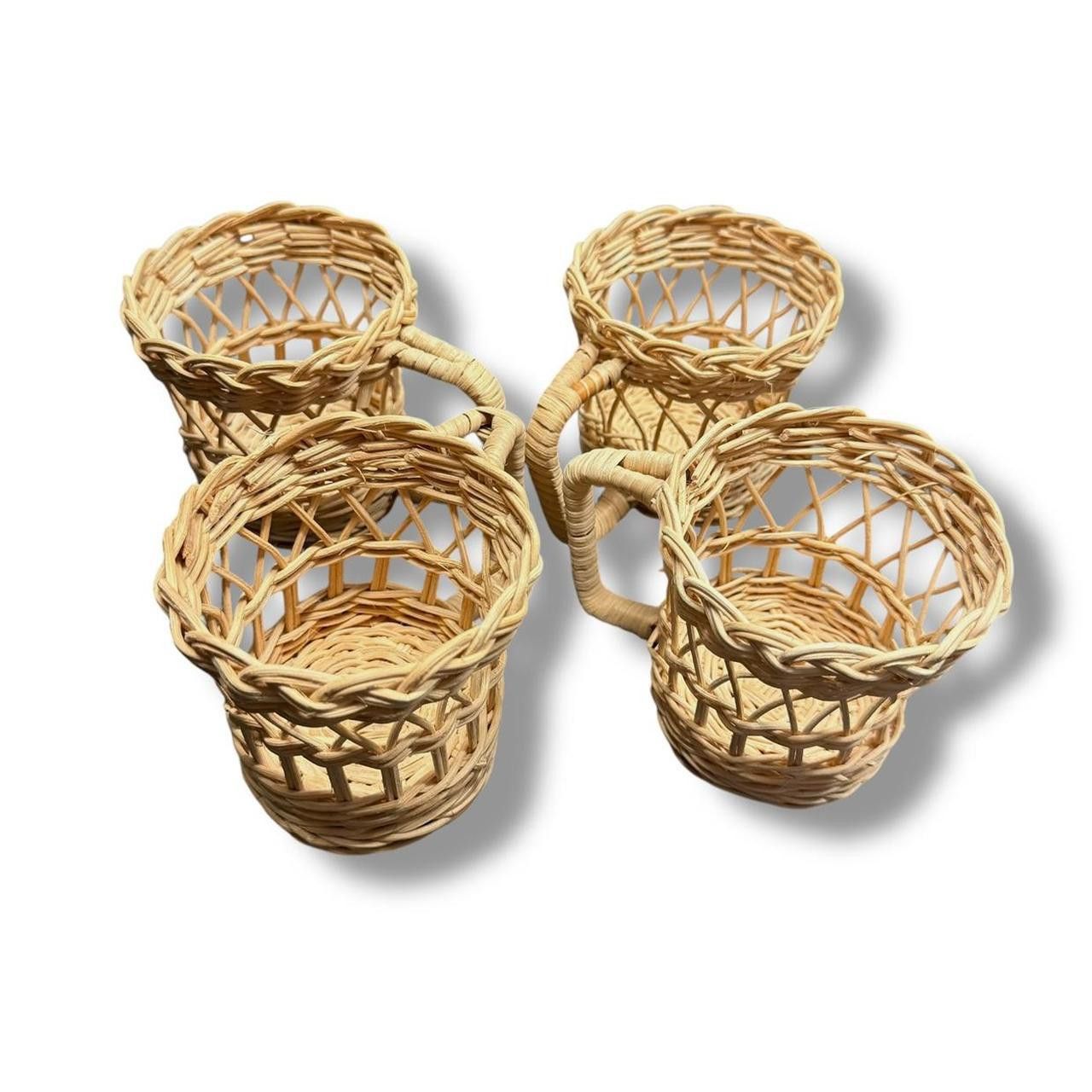 Designer Vintage Wicker Woven Mug Set Size ONE SIZE - 1 Thumbnail