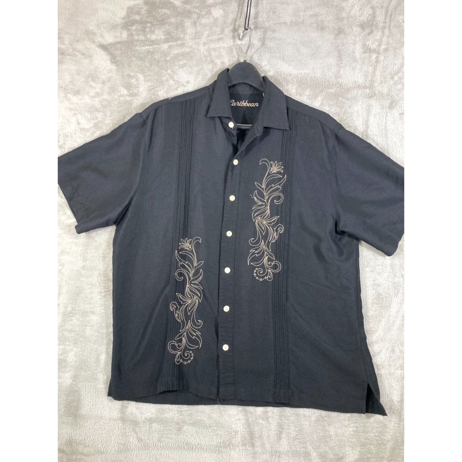 Vintage Caribbean Shirt Mens Large Black Embroidered Button-Up Short Sleeve Beach Hawaiian Casual 90s? Size US L / EU 52-54 / 3 - 2 Thumbnail