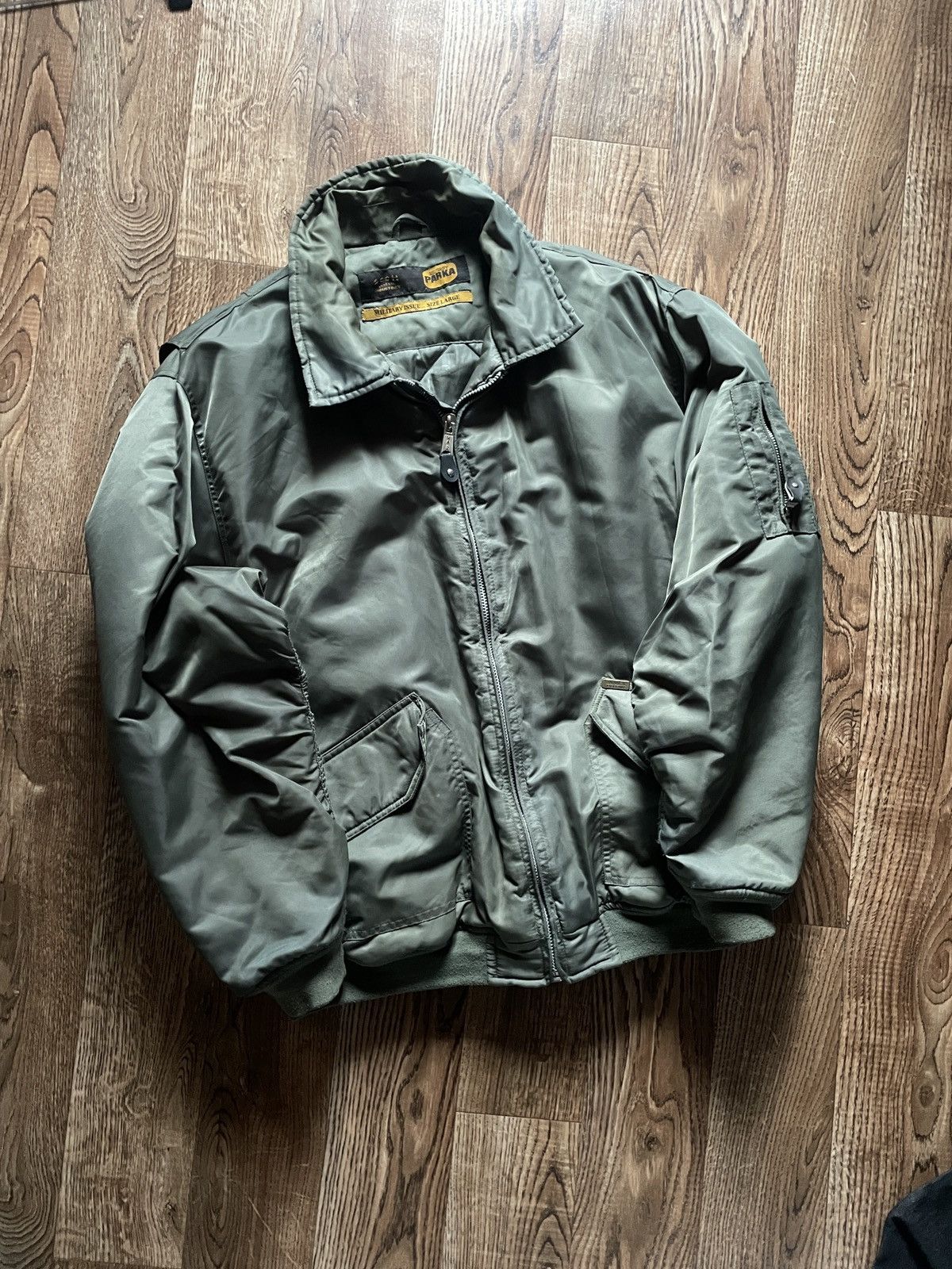 Vintage 90s Vintage MA1 Nylon Bomber Flyers Jacket Military Size US L / EU 52-54 / 3 - 1 Thumbnail