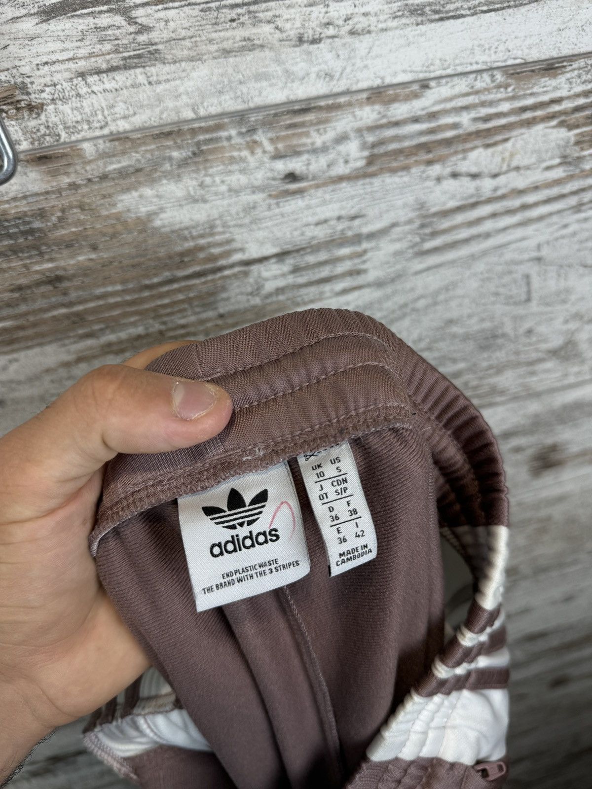 Adidas Women’s Adidas adibreak pants sweatpants streetwear Size 28" / US 6 / IT 42 - 11 Thumbnail