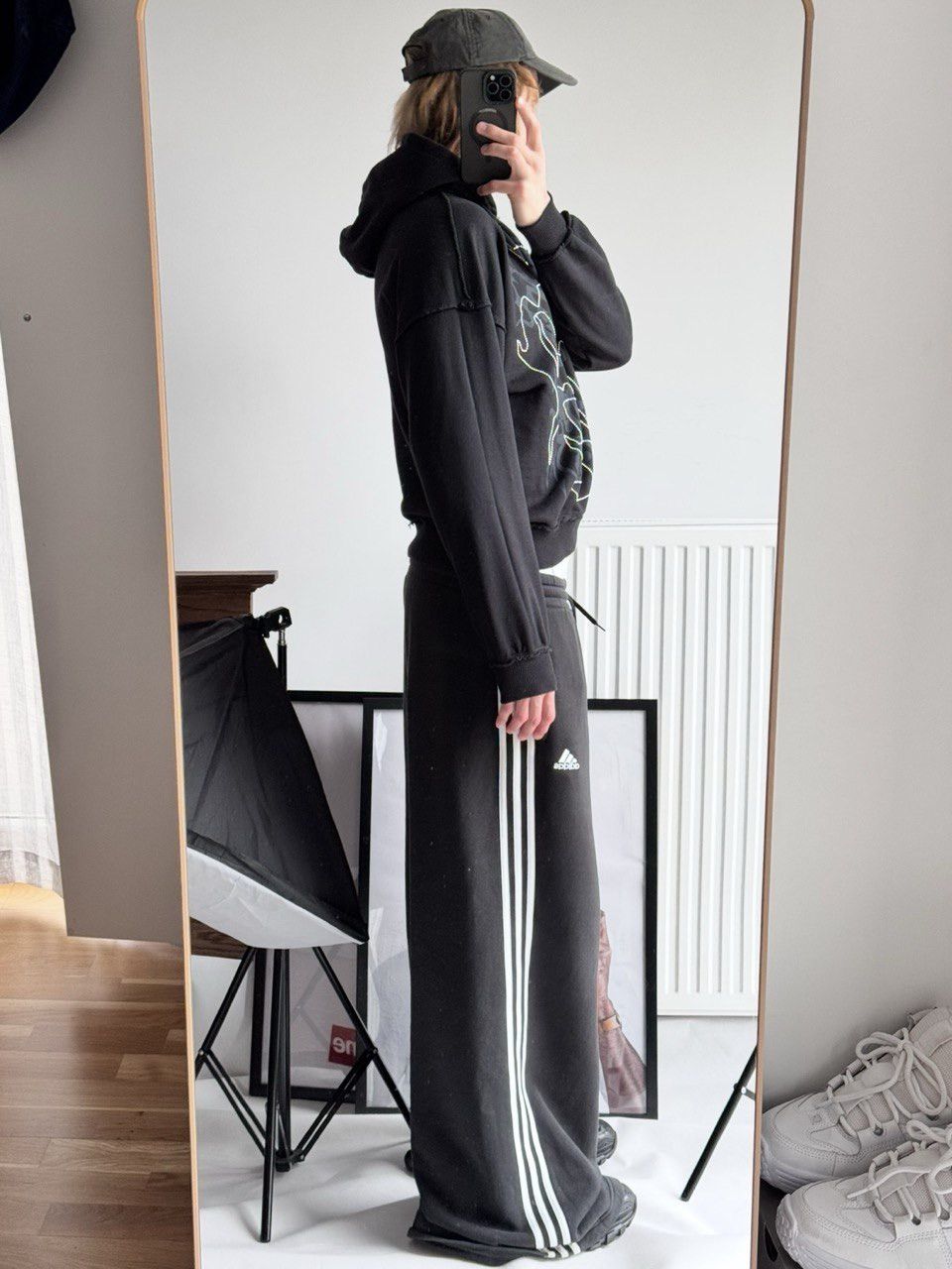 Adidas Adidas Balenciaga Style baggy Track Pants Hype Sweatpants Size US 32 / EU 48 - 24 Thumbnail