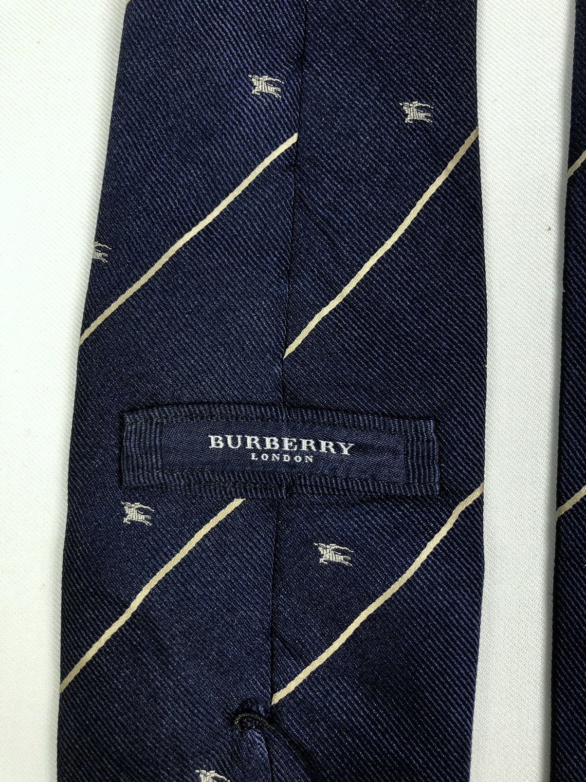 Burberry Rare Burberry London Silk Tie Made in Italy Size ONE SIZE - 7 Thumbnail