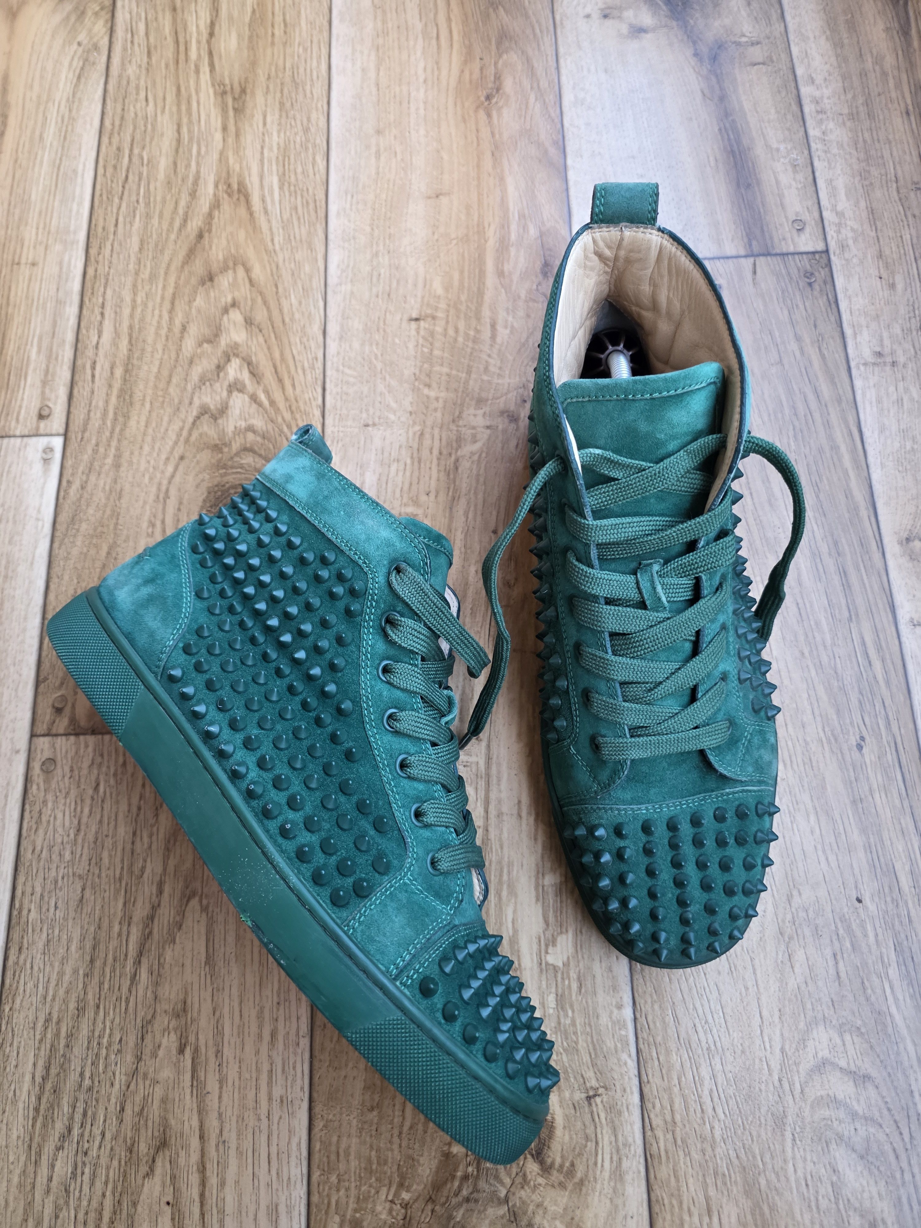 Christian Louboutin Christian Louboutin Suede Louis Junior Spikes Size US 10 / EU 43 - 1 Thumbnail