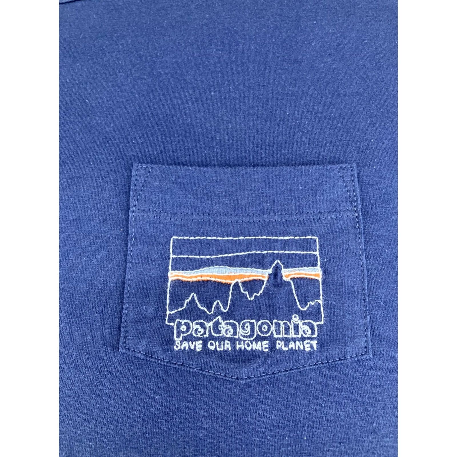 Patagonia Patagonia Shirt Mens XL Short Blue Organic Cotton Hiking Camping Pocket Tee Size US XL / EU 56 / 4 - 2 Thumbnail