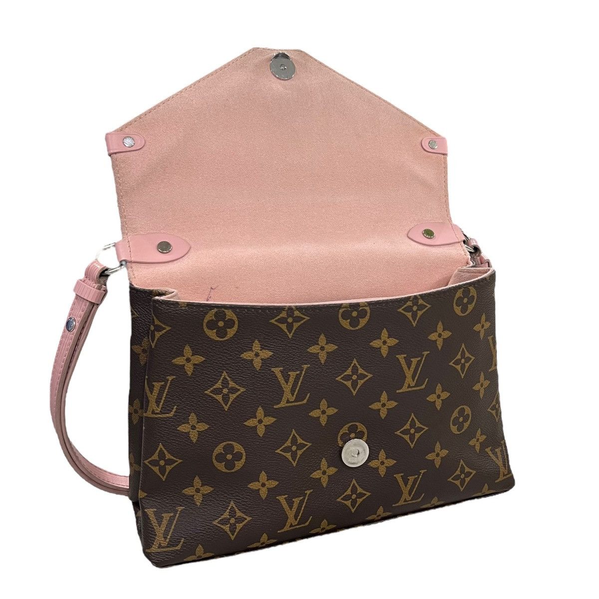 Louis Vuitton Louis Vuitton Epi Monogram Saint Michel Shoulder Bag Size ONE SIZE - 5 Thumbnail