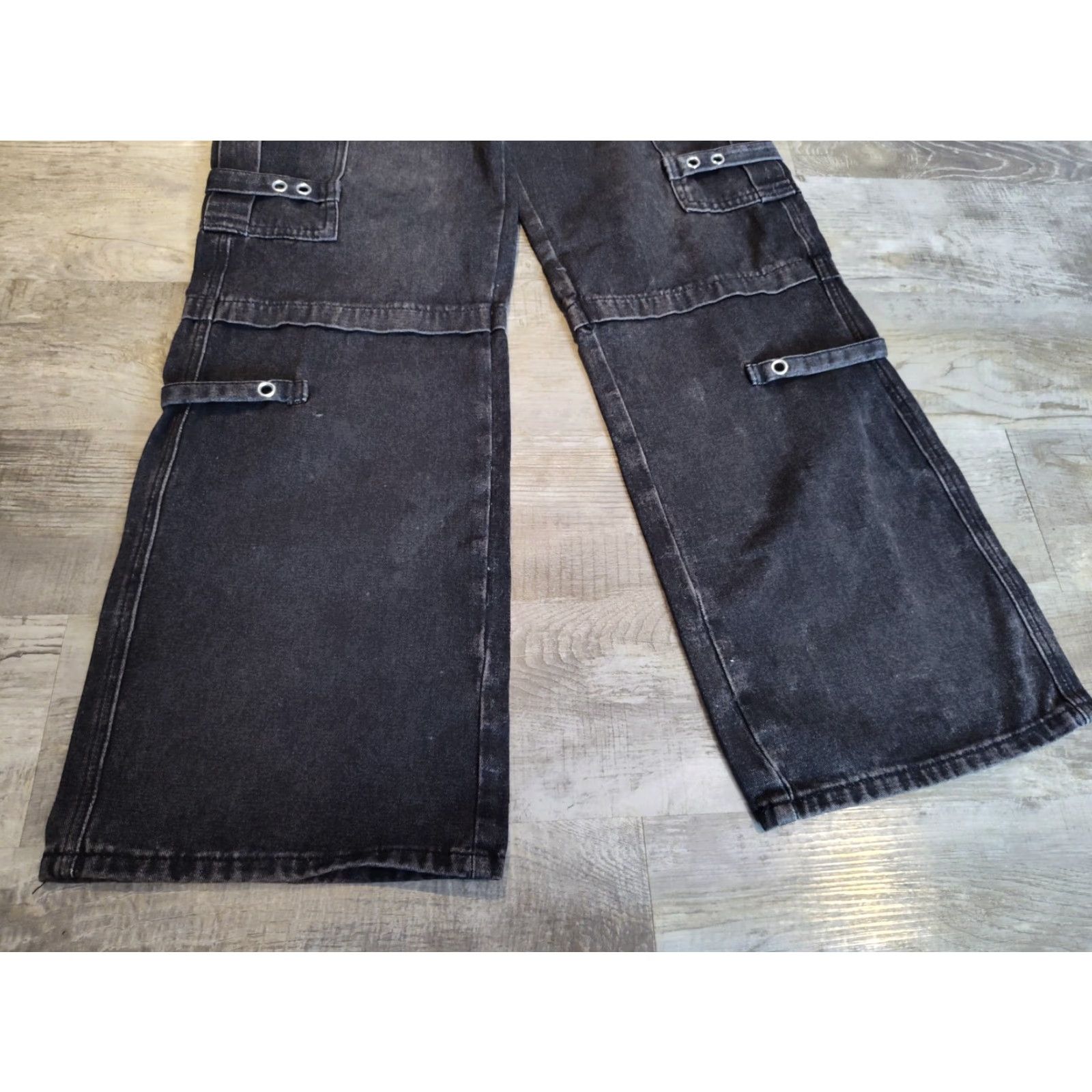 Vintage ROMWE Jeans Women's Medium 6 Black Denim Cargo Wide Leg Straps Punk Grunge NWT Vintage No Brand ROMWE Satin? Size 30" / US 8 / IT 44 - 2 Thumbnail