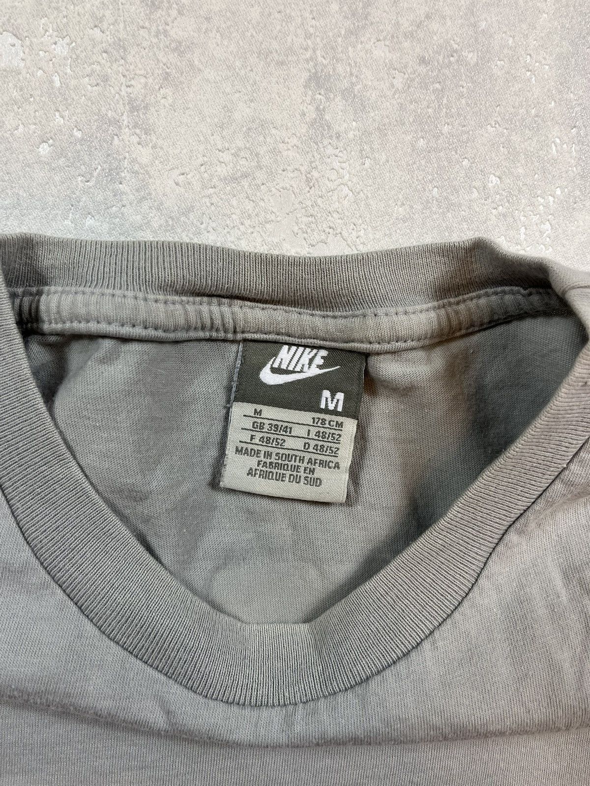 Nike × Vintage 00s Nike Marathon Vintage Y2K Retro Swoosh Tee T-Shirt Size US M / EU 48-50 / 2 - 3 Thumbnail