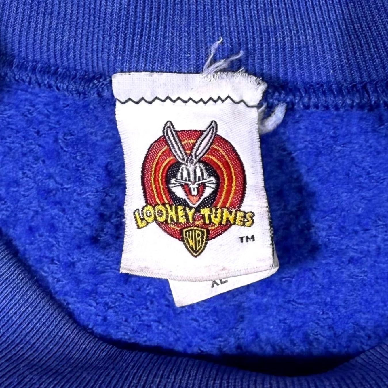 Vintage VINTAGE Looney Tunes (1997) Tweety Slogan Graphic Blue Sweatshirt XL Men Regular Long Sleeve Pullover 100% Cotton USA Blue Mens Sweatshirt Size US XL / EU 56 / 4 - 3 Thumbnail