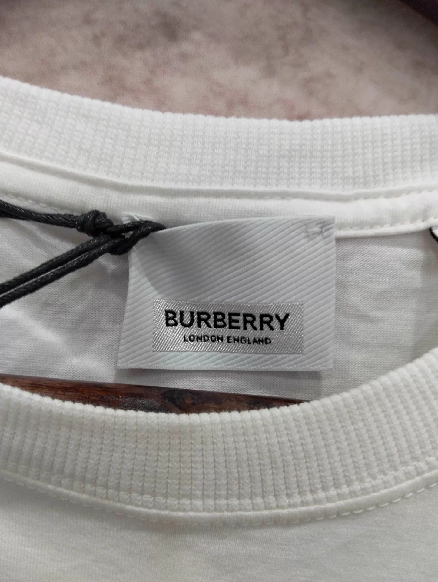 Burberry Burberry Logo Print Crew Neck Short Sleeve T-Shirt XS Size XS / US 0-2 / IT 36-38 - 5 Thumbnail