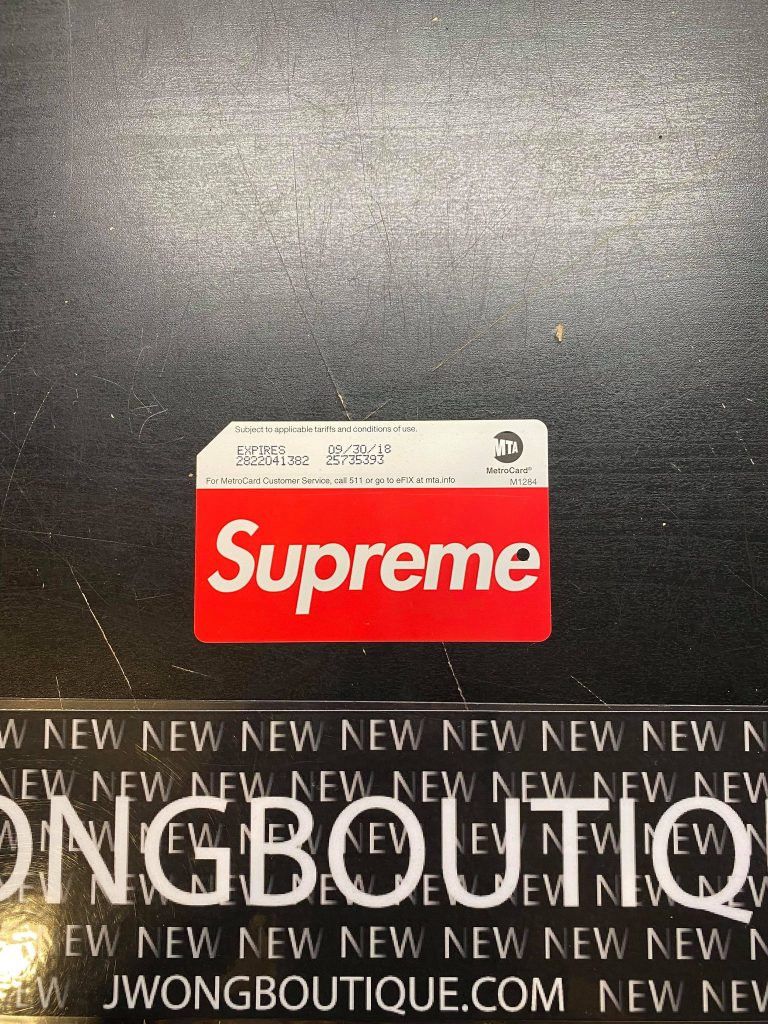 Other 2017 Metrocard With No Fare Ride Open Packaged Size ONE SIZE - 2 Thumbnail