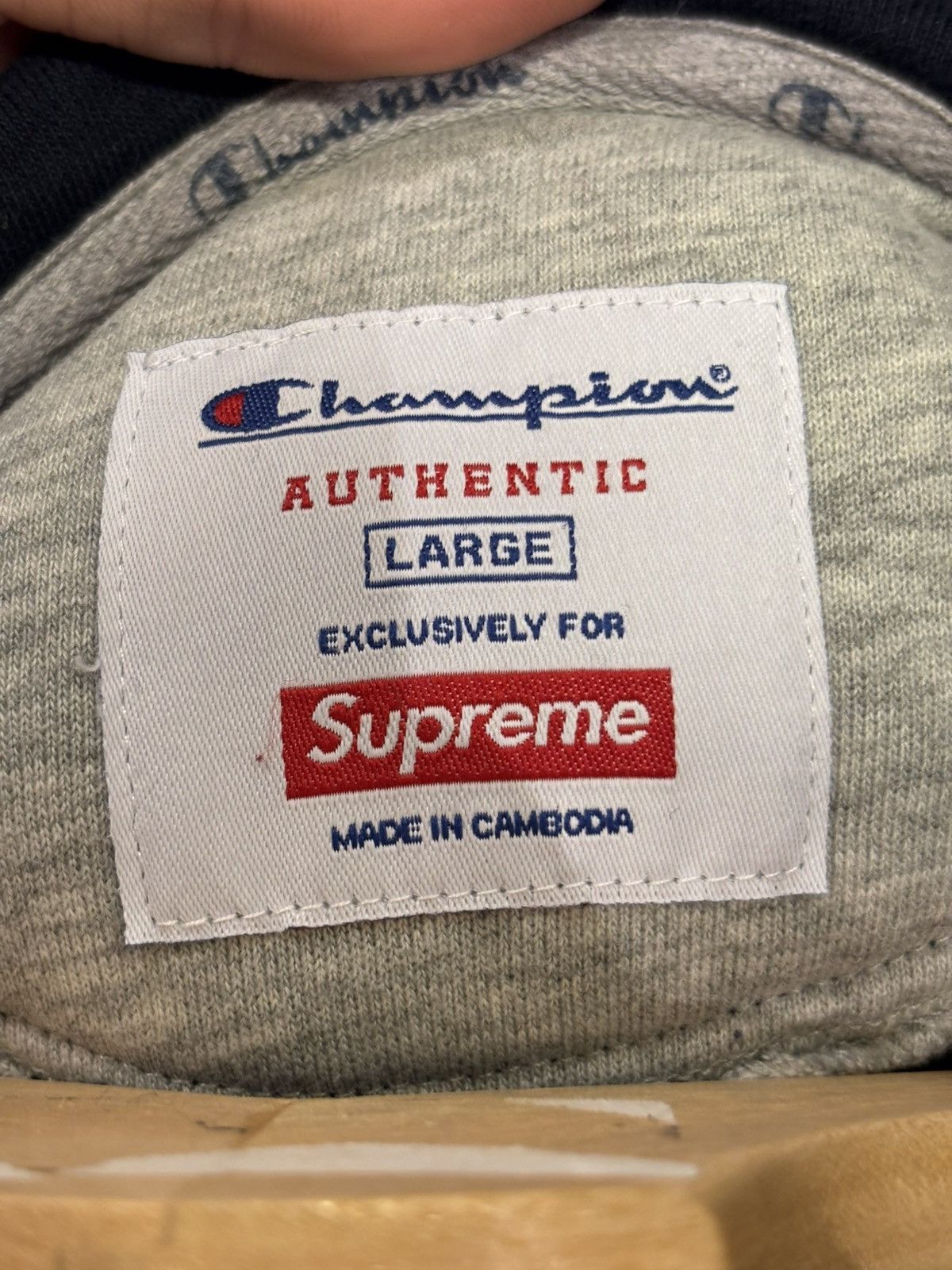 Champion × Supreme Supreme x Champion Hoodie Size US L / EU 52-54 / 3 - 4 Thumbnail