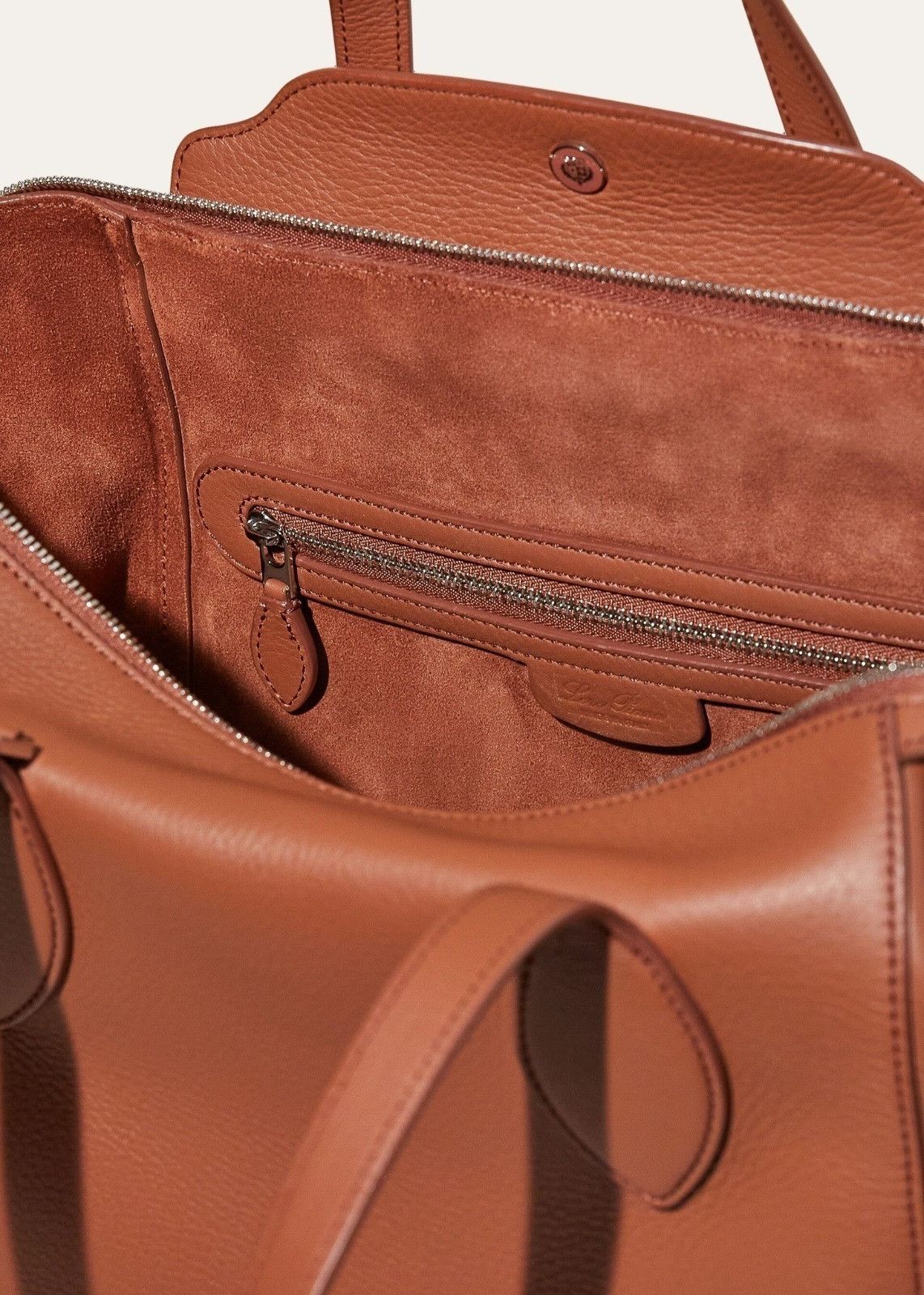 Loro Piana o1srvl11e0924 Size: / OS Happy Medium Shoulder Bag in Brown Size ONE SIZE - 2 Thumbnail