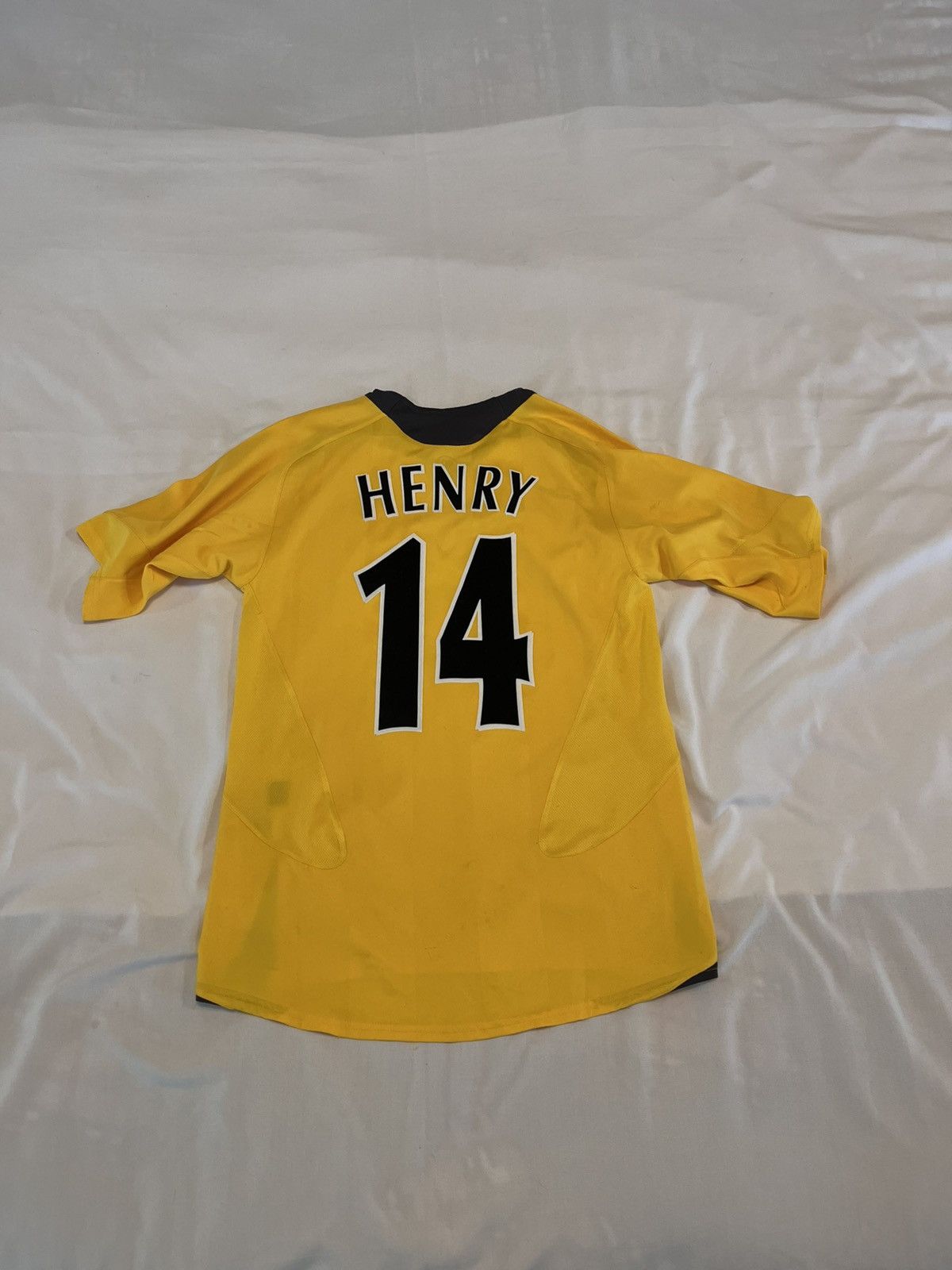 Nike Arsenal Jersey Away 2006 Henry Size US S / EU 44-46 / 1 - 9 Thumbnail