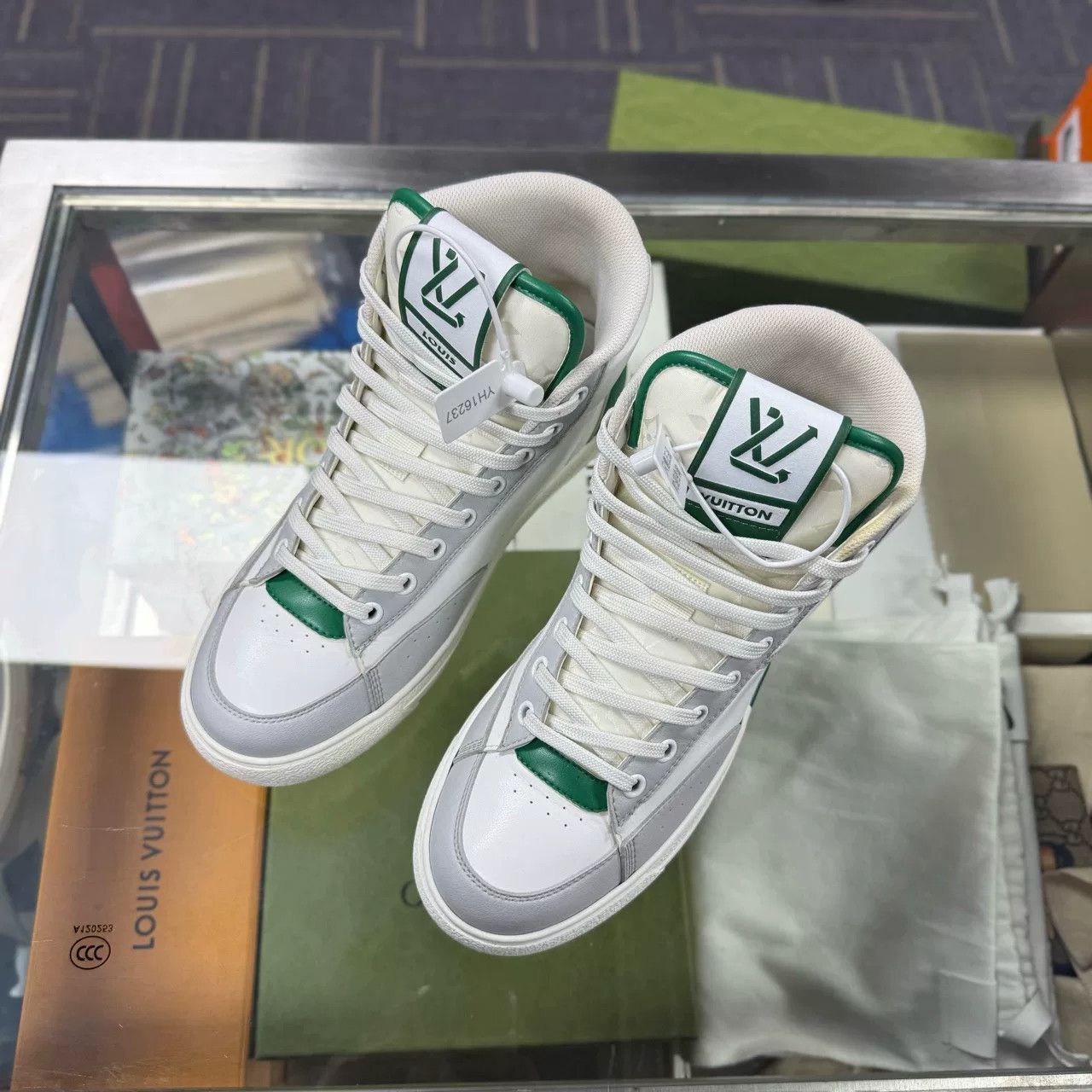 Louis Vuitton Louis Vuitton Charlie High Top Sneakers Size US 7 / IT 37 - 1 Thumbnail