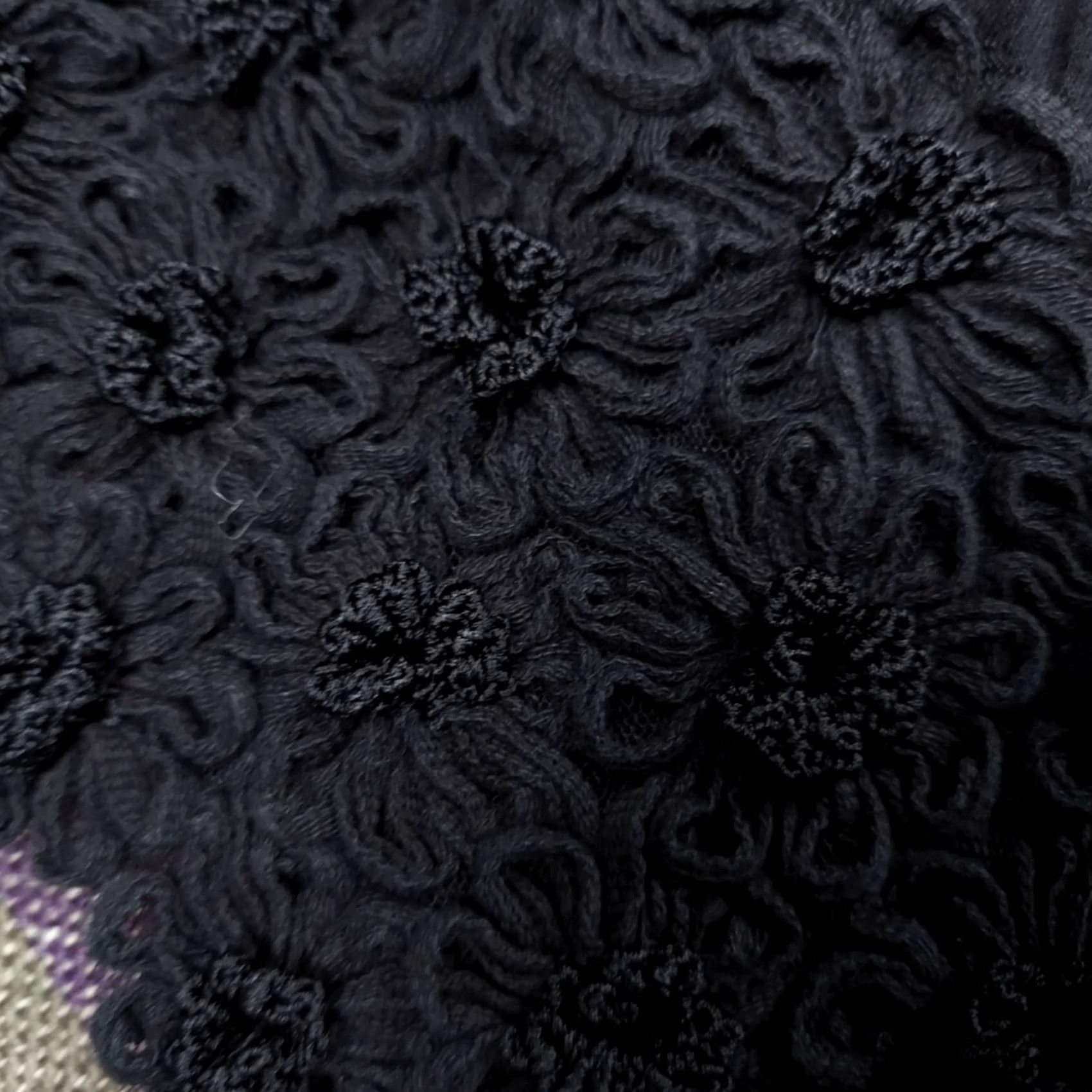 Vintage ELLE Womens Black Floral Embroidered Sleeveless Tunic Top Large NWT Shirt Tank Bohemian Sleeveless Everyday Womens Size L / US 10 / IT 46 - 7 Thumbnail