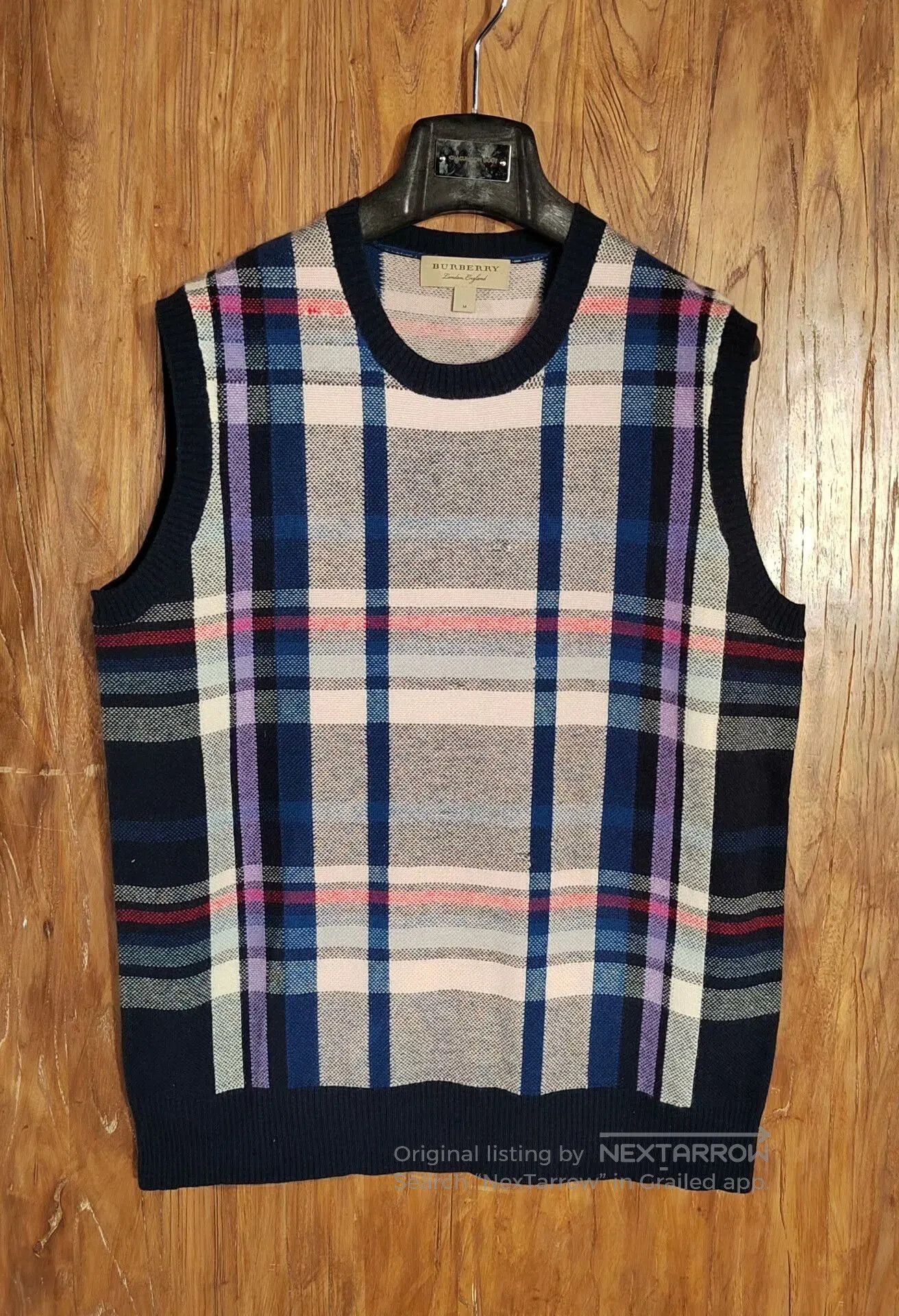 Burberry Burberry Plaid Knitted Vest for Fall/Winter. Size US M / EU 48-50 / 2 - 1 Thumbnail