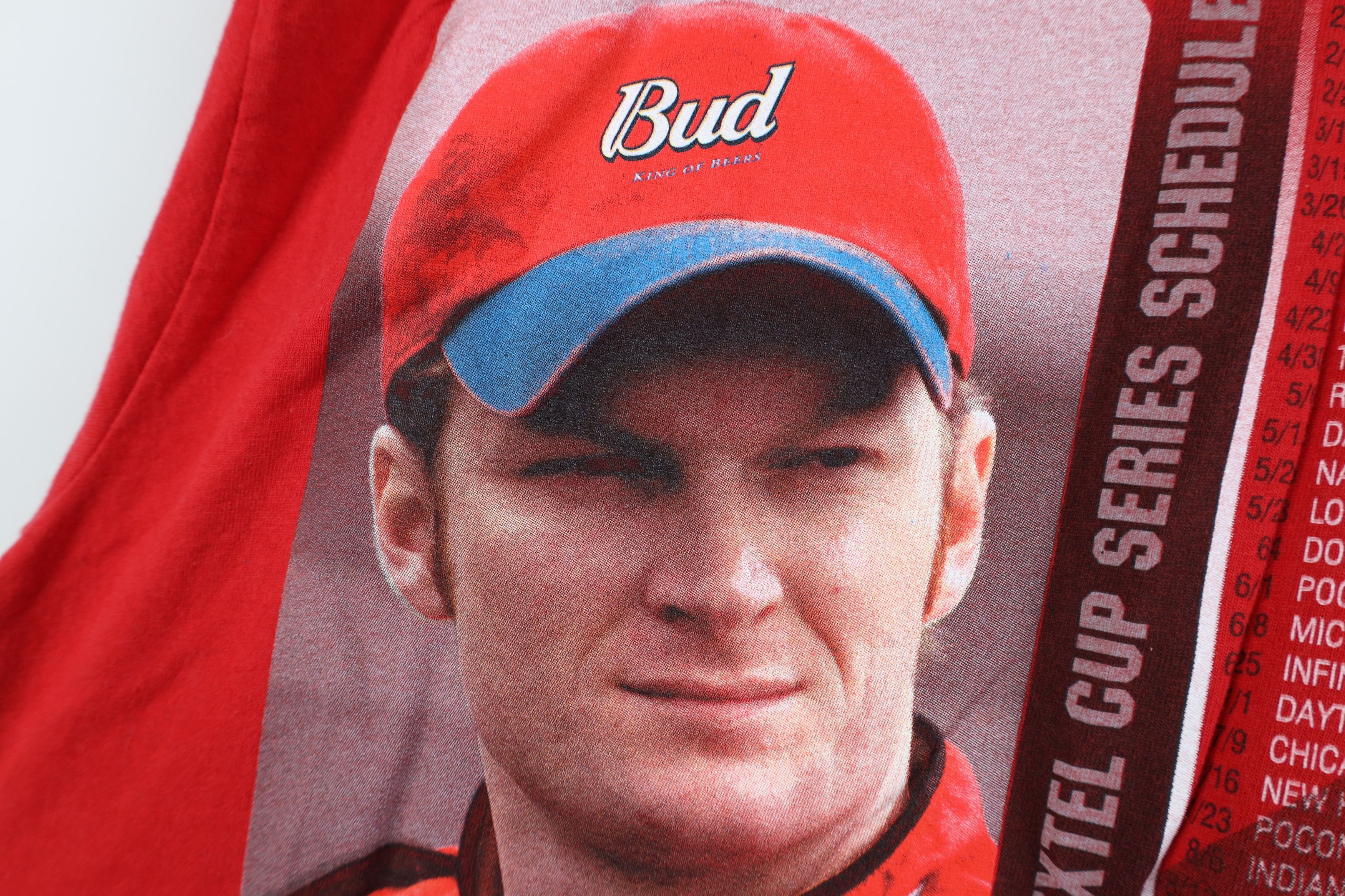 Vintage Vintage Y2K 2006 NASCAR Jr Racing Budweiser T-Shirt Red Size US L / EU 52-54 / 3 - 14 Thumbnail