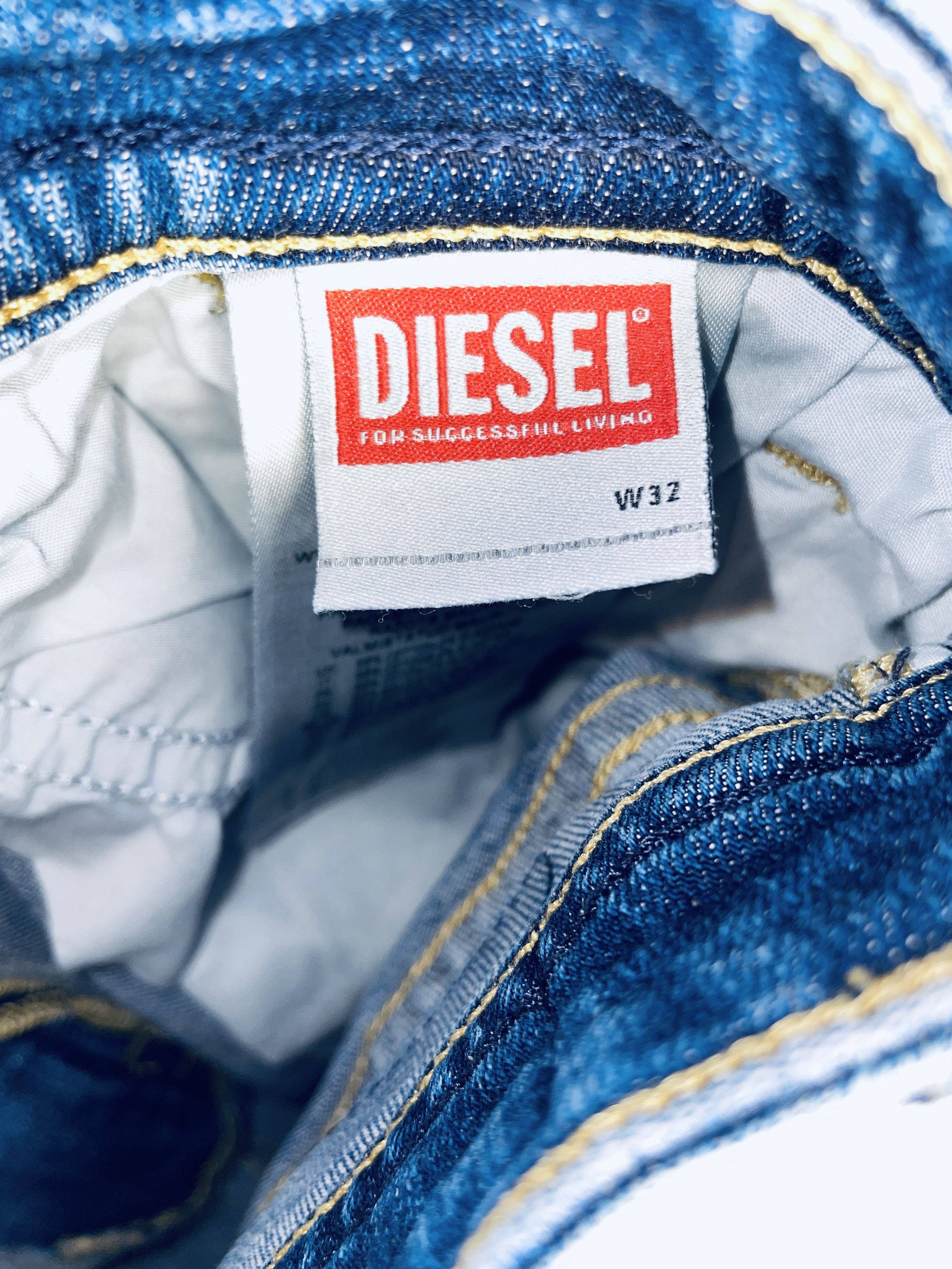 Diesel 👖 24,90 € – DIESEL Jeans W32 – gebraucht Size US 32 / EU 48 - 2 Thumbnail