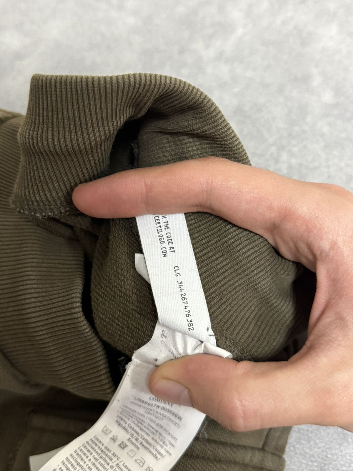 C.P. Company × Massimo Osti C.P. Company cotton military joggers sweatpants cargo pants Size US 30 / EU 46 - 18 Thumbnail