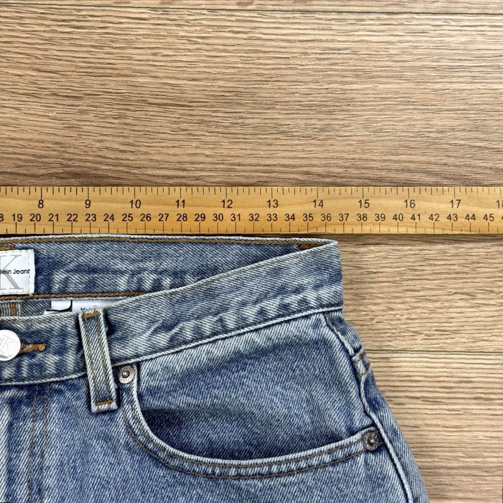 Calvin Klein VINTAGE Calvin Klein Women's Jeans High Rise Easy Fit Size 8 Blue Mom 31in Inseam BDXJ135 Size 30" / US 8 / IT 44 - 5 Thumbnail