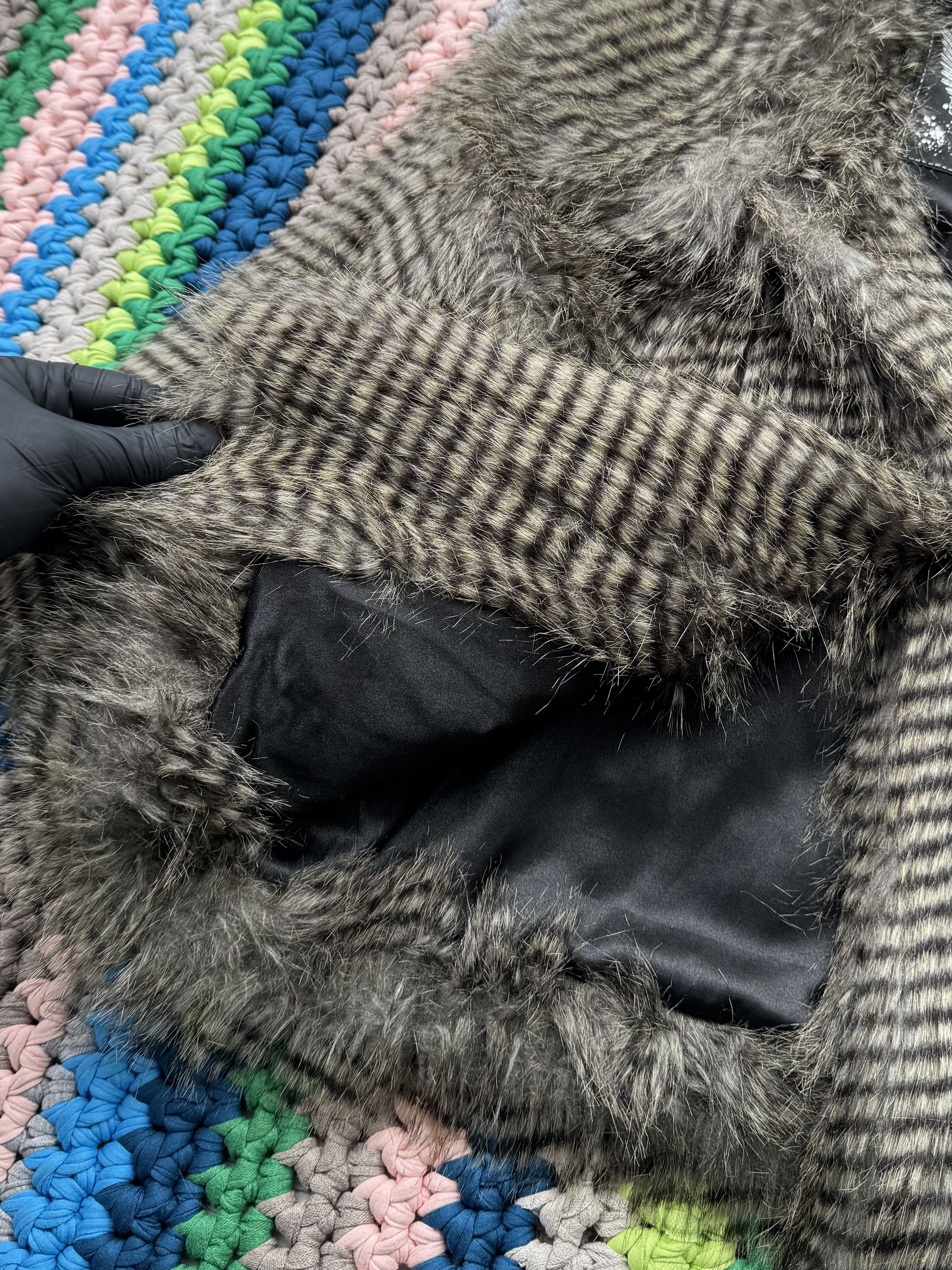 Japanese Brand Vintage Cropped Faux Fur Coat (ET1)(D15) Size XS / US 0-2 / IT 36-38 - 4 Thumbnail