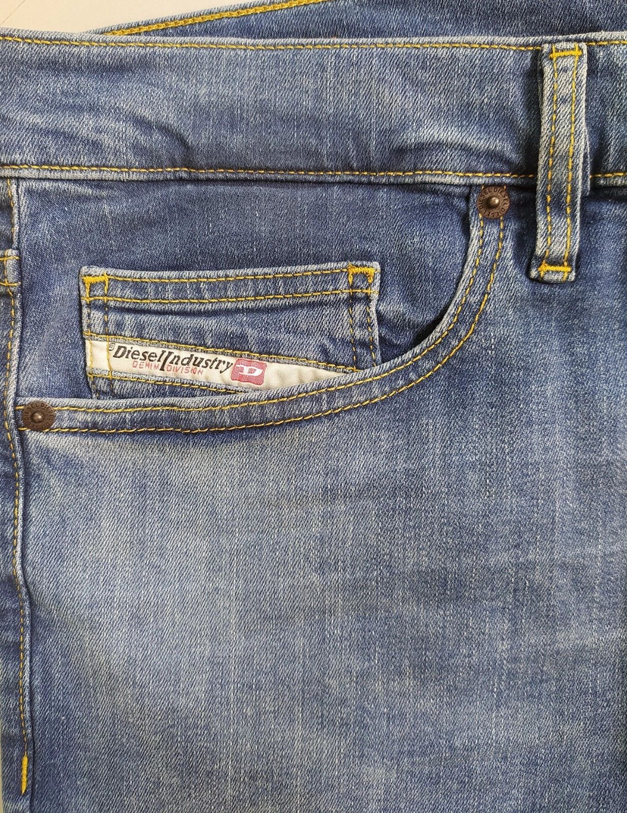 Diesel Diesel D-LUSTER L.32 MENS JEANS T/9946 Size US 33 - 4 Thumbnail